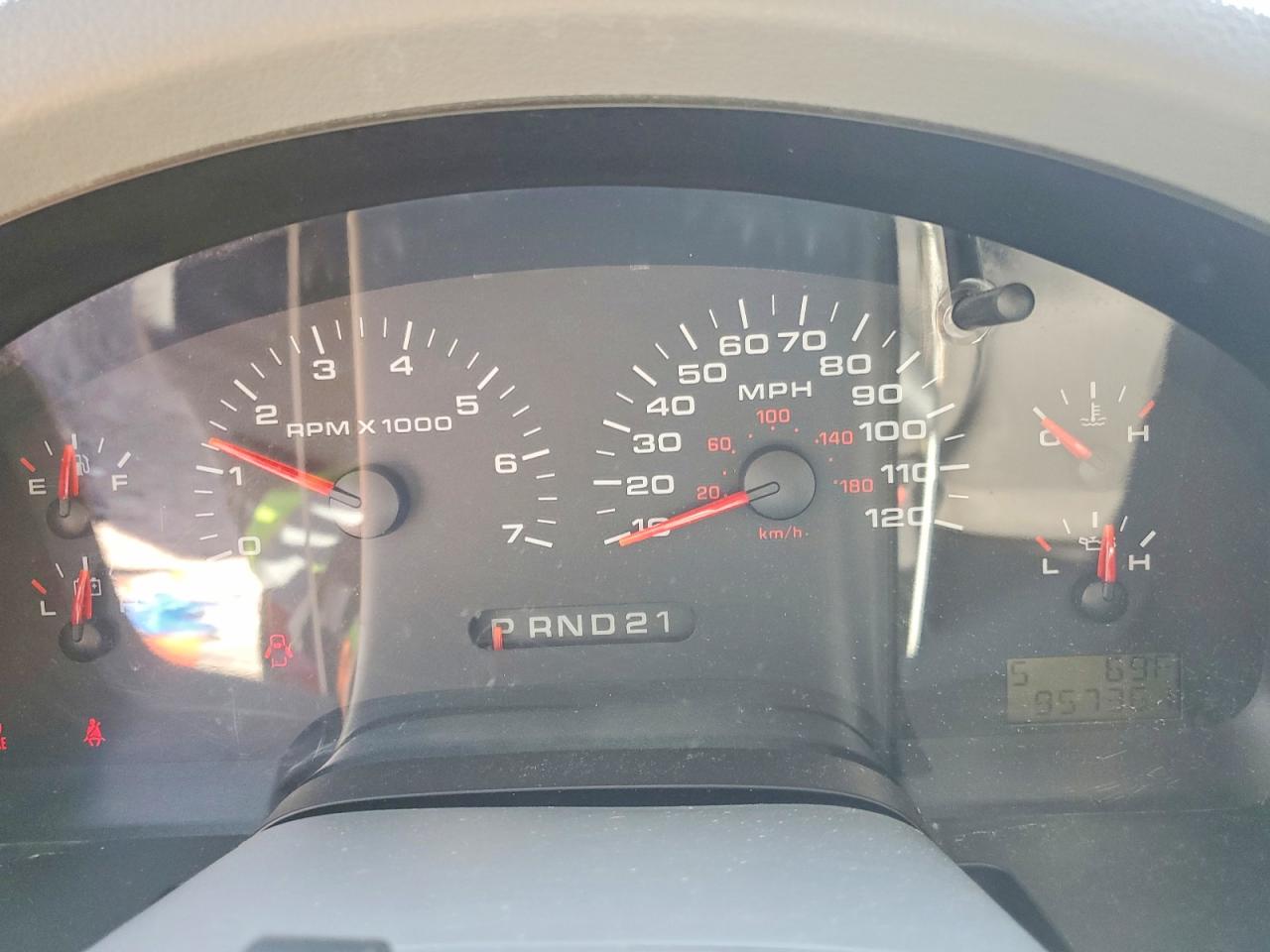 2005 FORD F150 photo 25