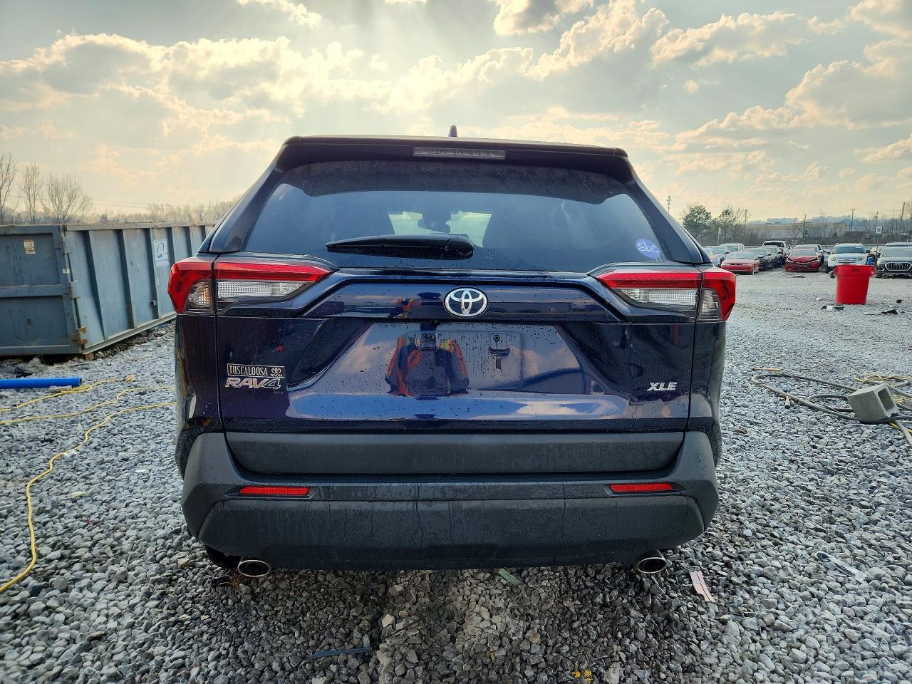 2025 TOYOTA RAV4 XLE PREMIUM photo 11