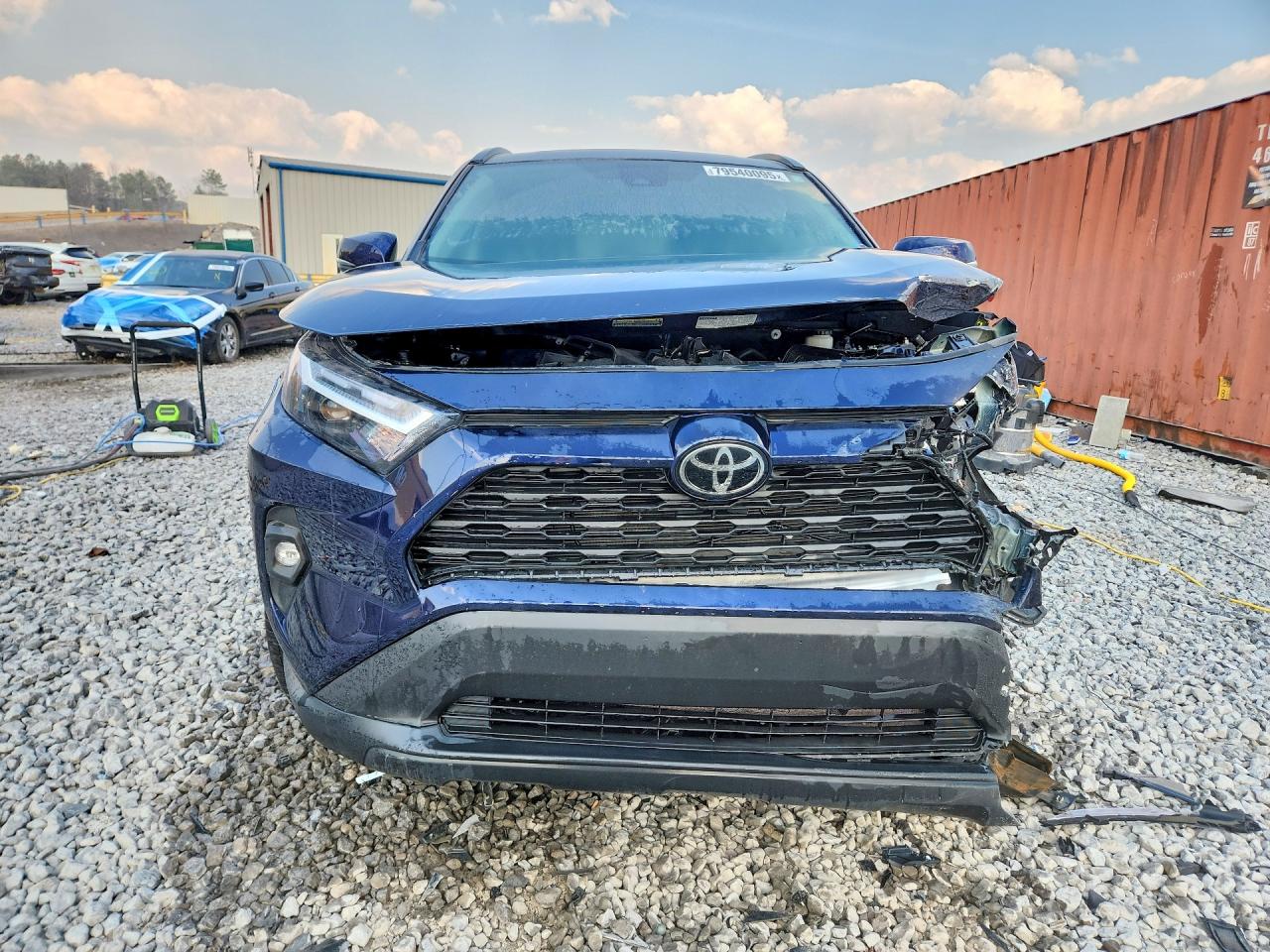 2025 TOYOTA RAV4 XLE PREMIUM photo 9