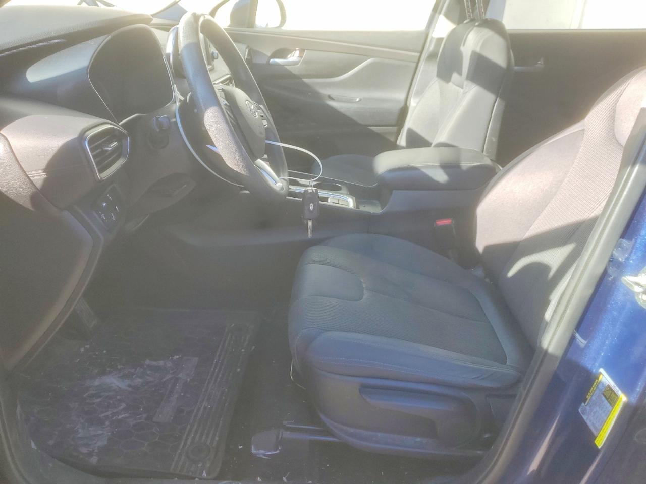 2019 HYUNDAI SANTA FE SE 2.4L photo 7