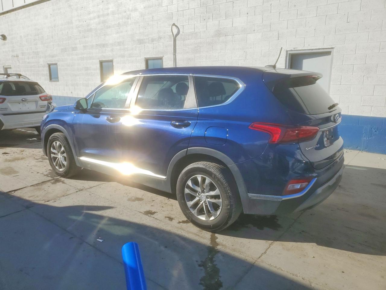 2019 HYUNDAI SANTA FE SE 2.4L photo 2