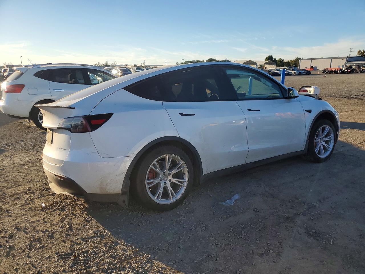 2021 TESLA MODEL Y photo 5