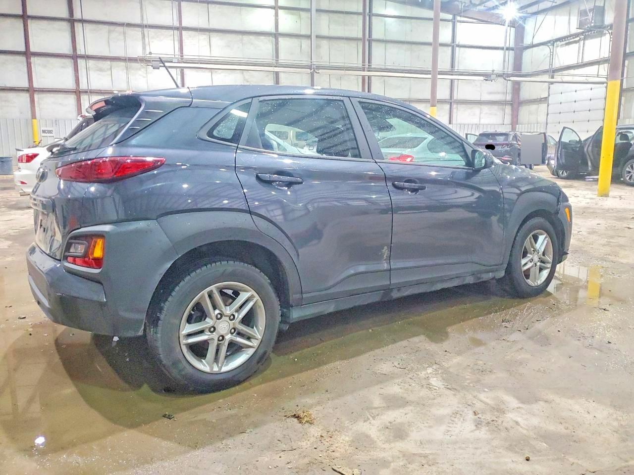 2020 HYUNDAI KONA SE photo 5
