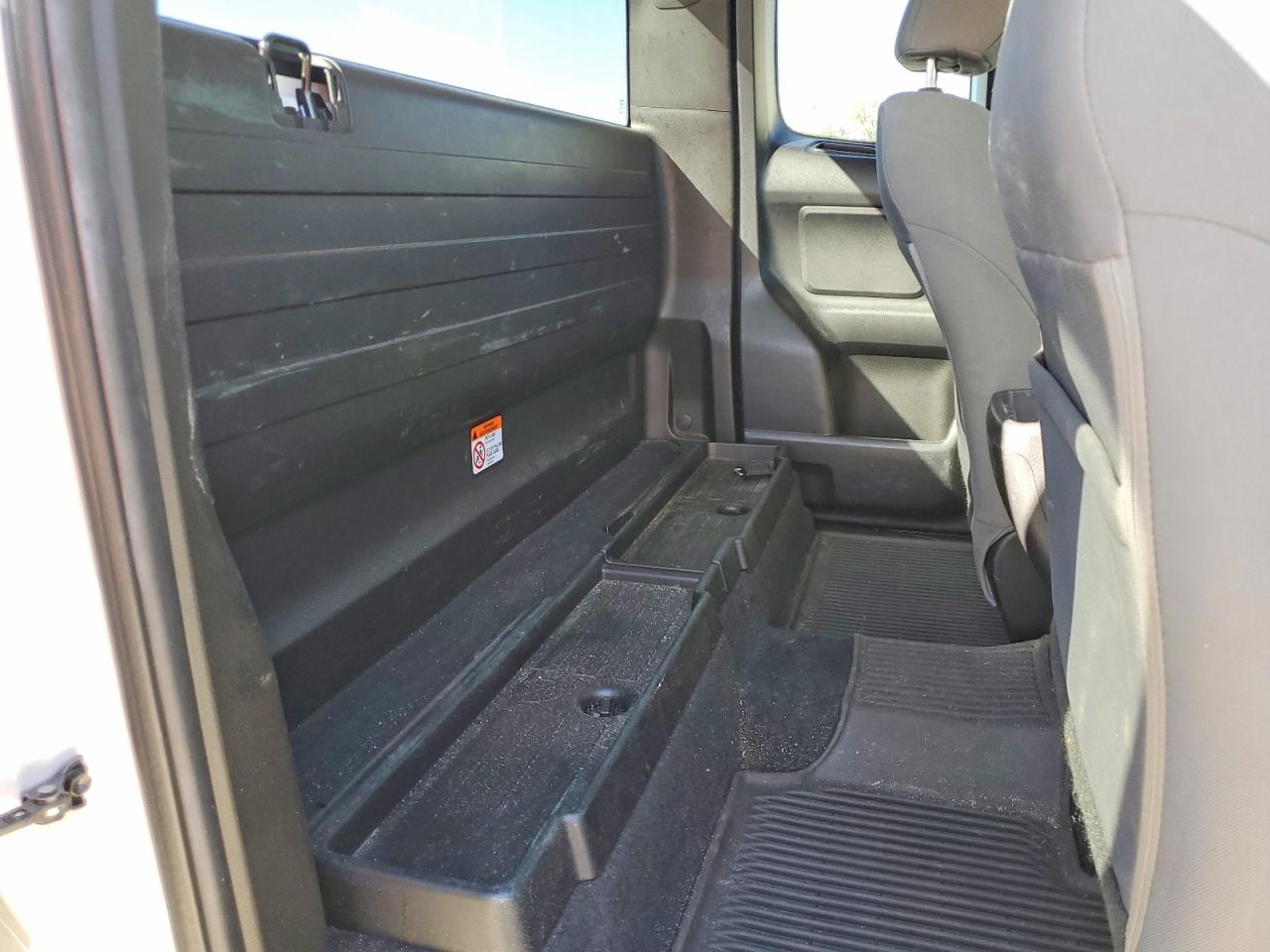 2022 TOYOTA TACOMA SR photo 19