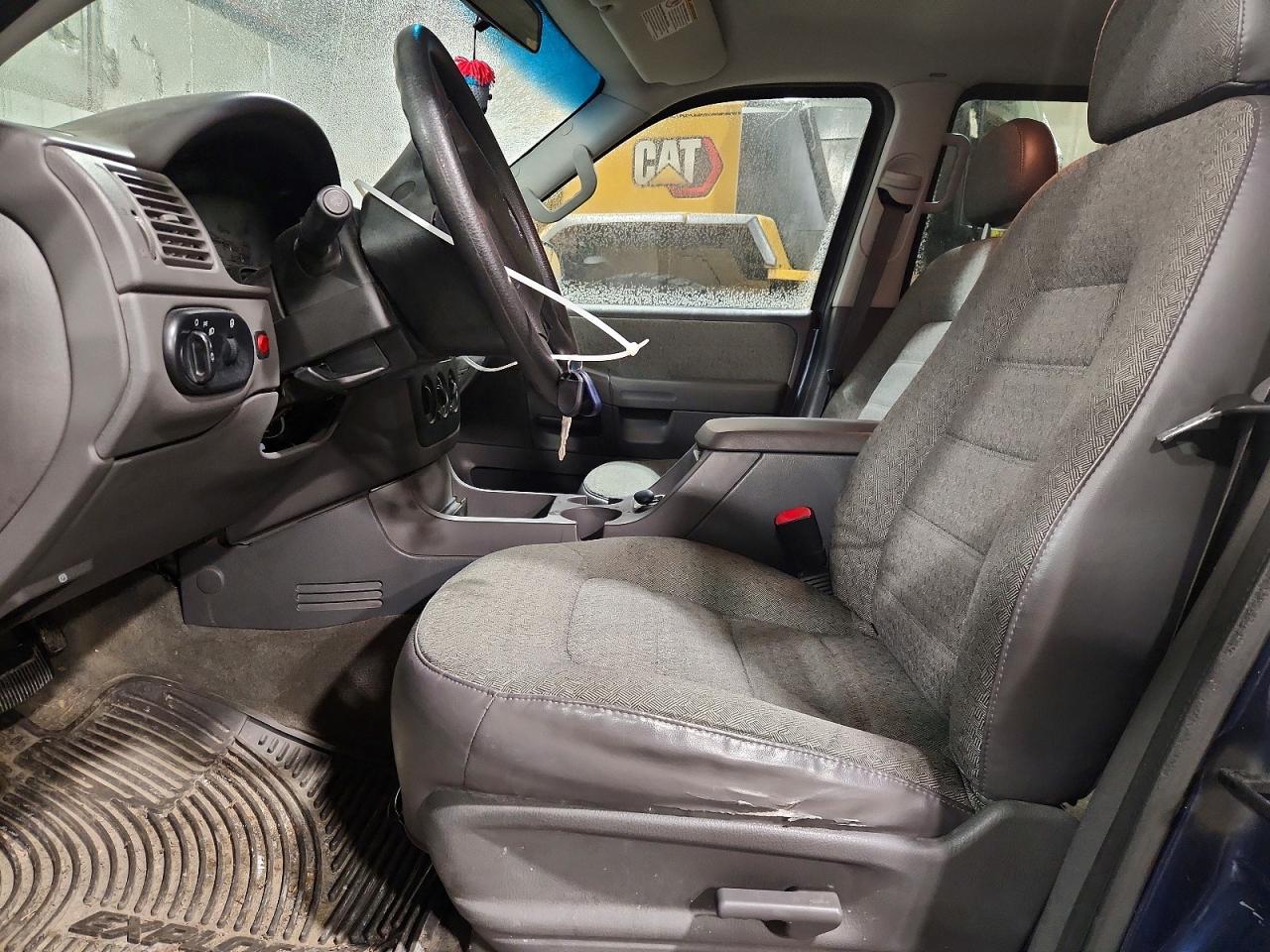 2004 FORD EXPLORER XLS photo 7