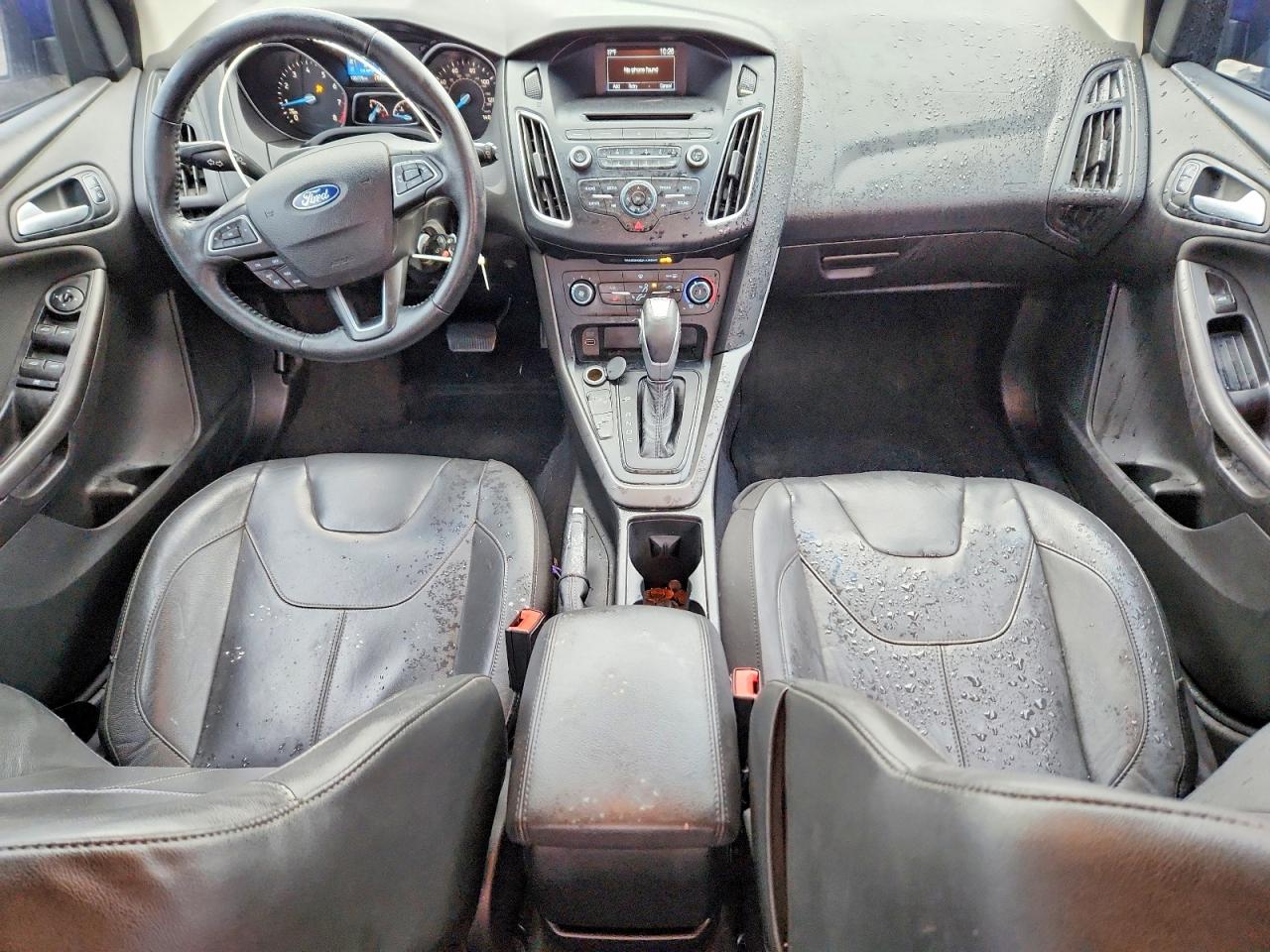 2015 FORD FOCUS SE photo 22