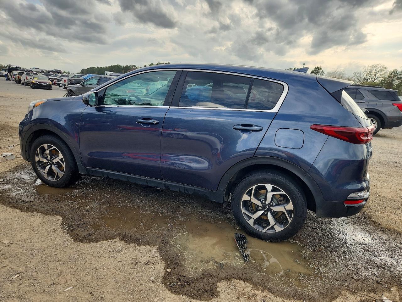 2020 KIA SPORTAGE LX photo 3
