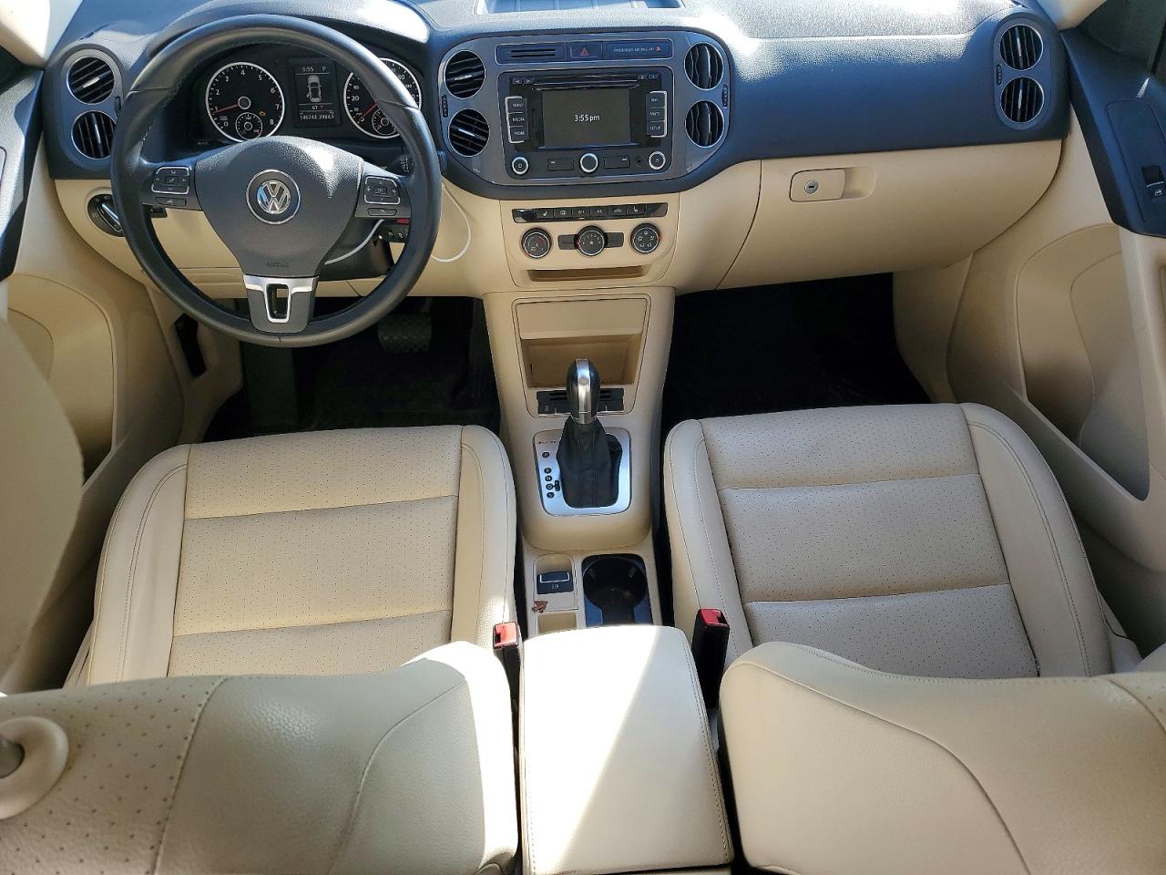 2013 VOLKSWAGEN TIGUAN S photo 8