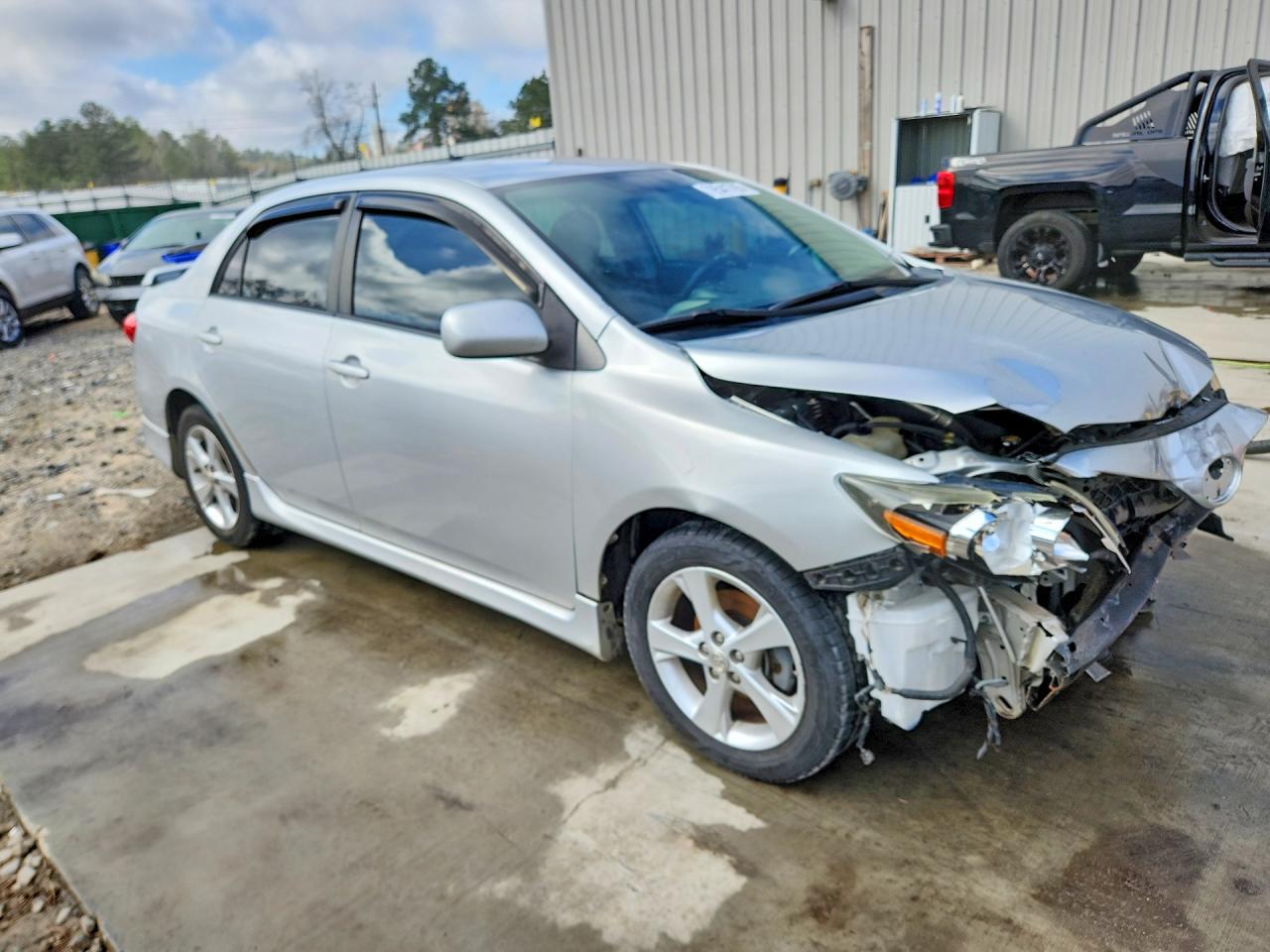 2013 TOYOTA COROLLA S photo 10