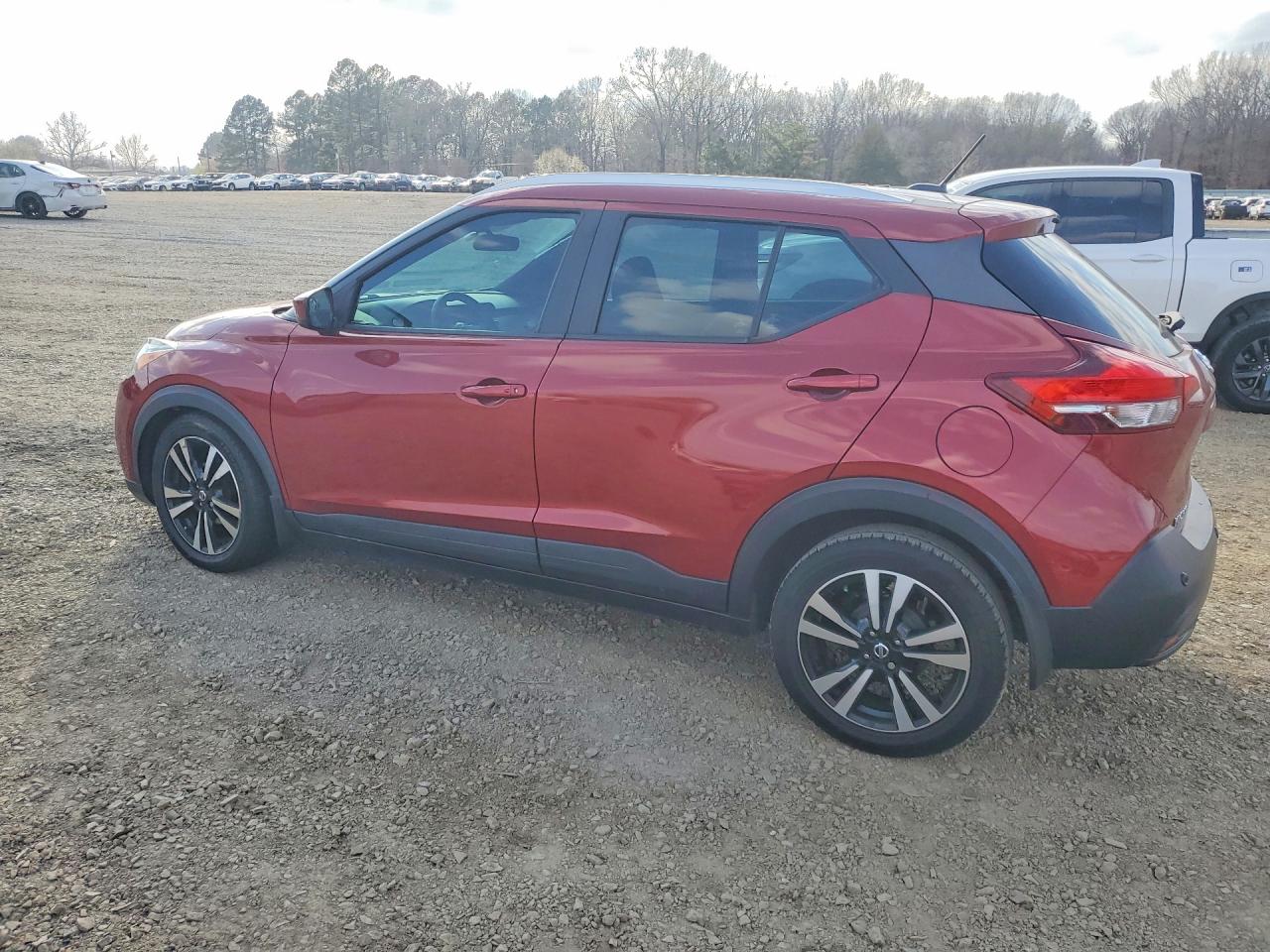 2020 NISSAN KICKS SV photo 4
