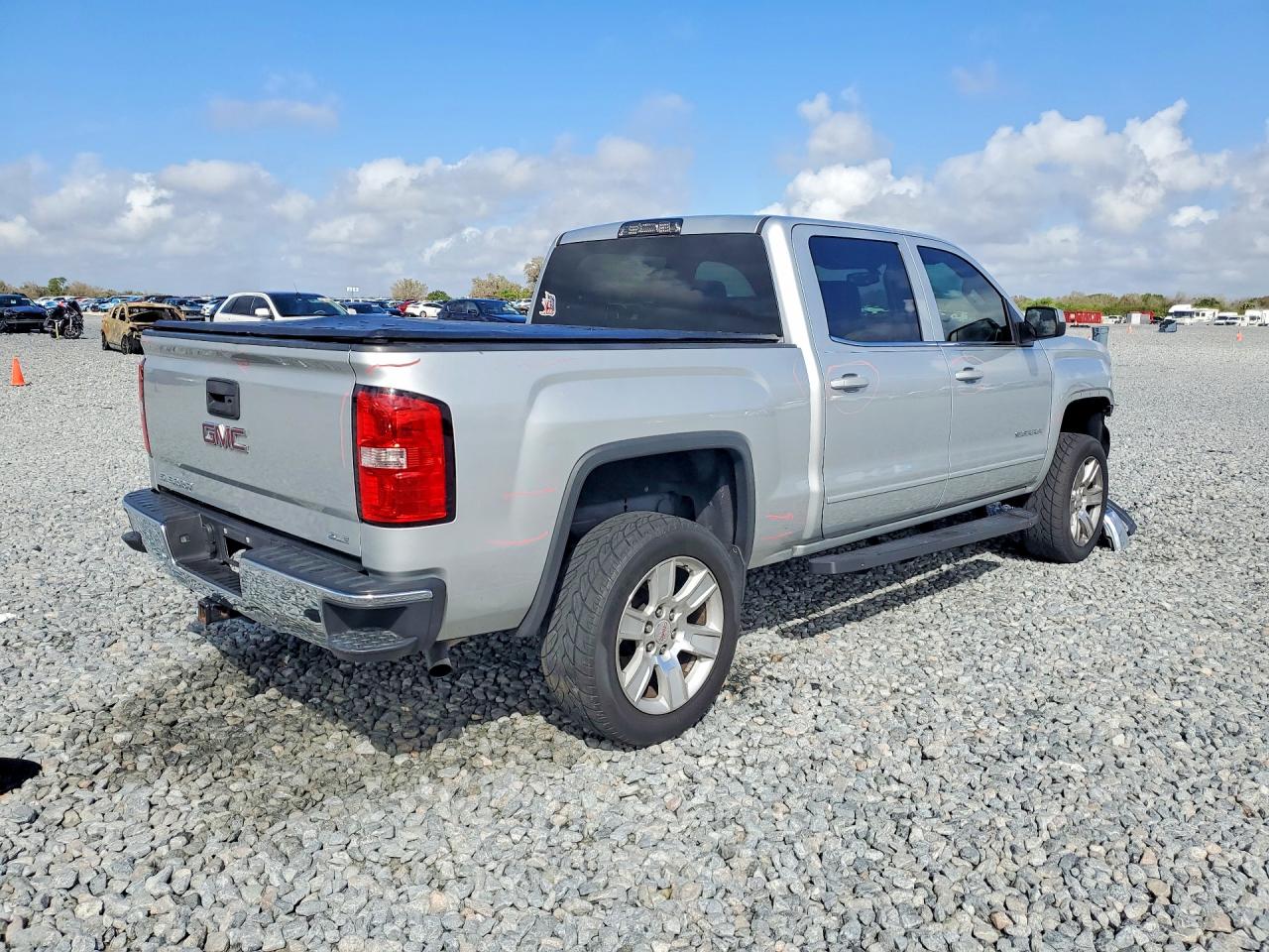 2015 GMC SIERRA C1500 SLE photo 7