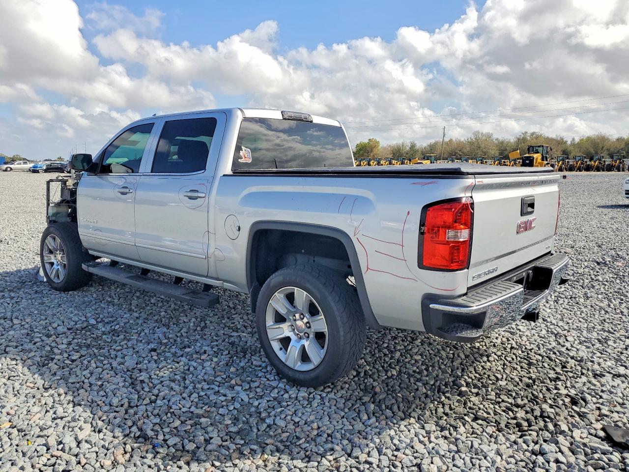 2015 GMC SIERRA C1500 SLE photo 4