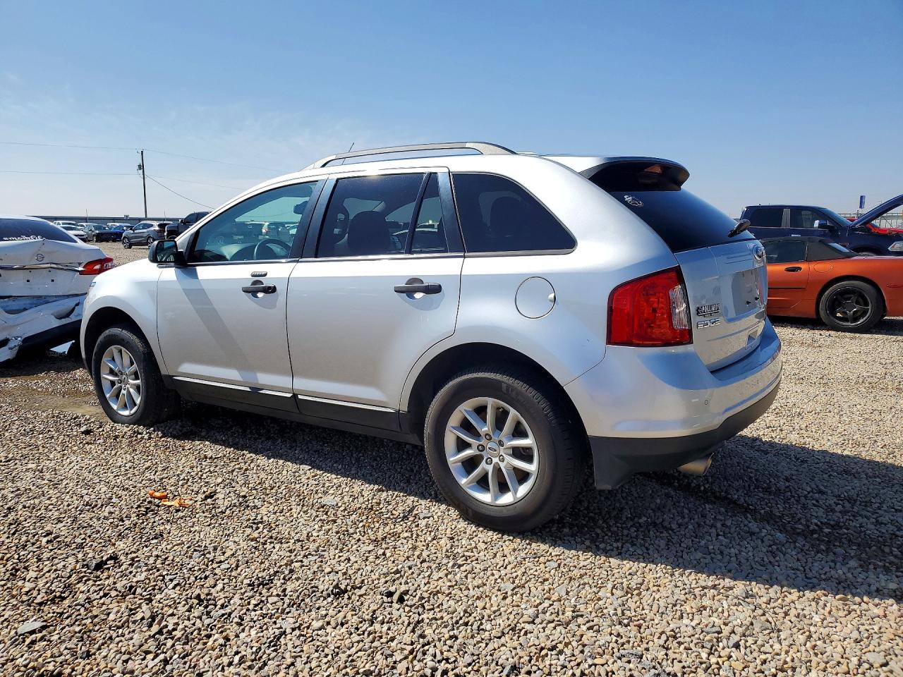 2013 FORD EDGE SE photo 2
