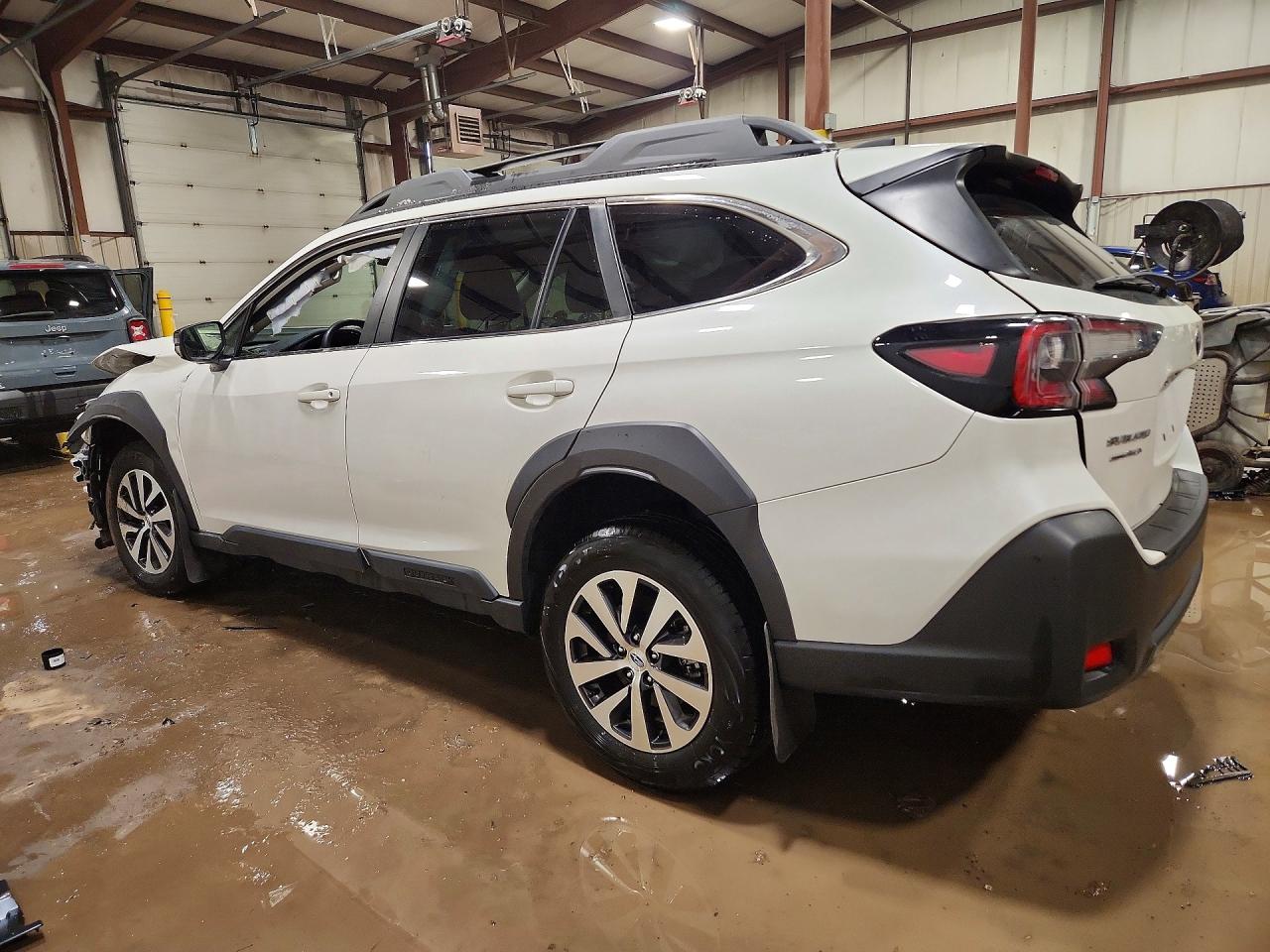 2025 SUBARU OUTBACK PREMIUM photo 4