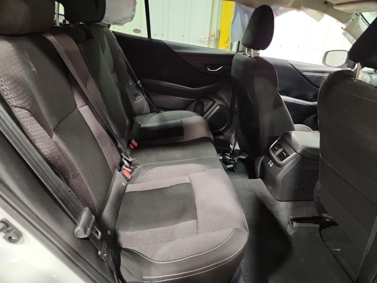 2025 SUBARU OUTBACK PREMIUM photo 31