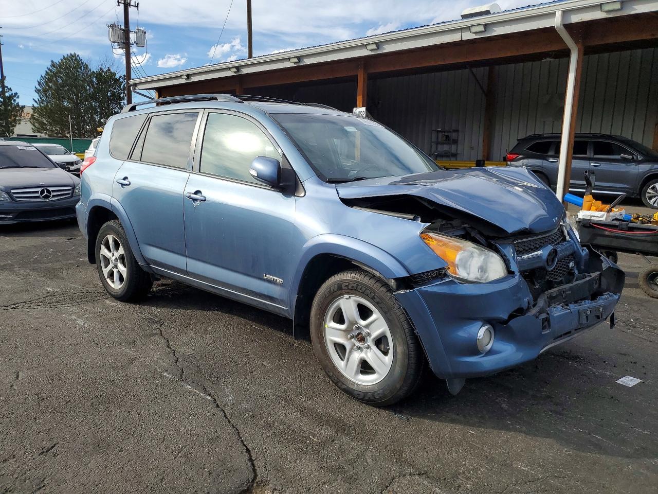 2010 TOYOTA RAV4 LIMITED photo 10