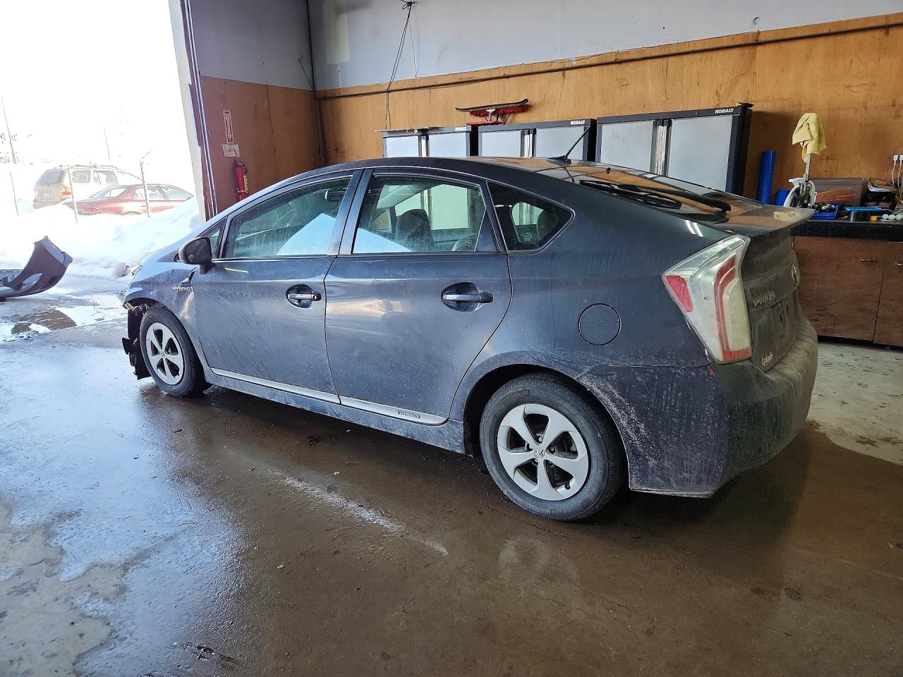 2012 TOYOTA PRIUS FOUR photo 2
