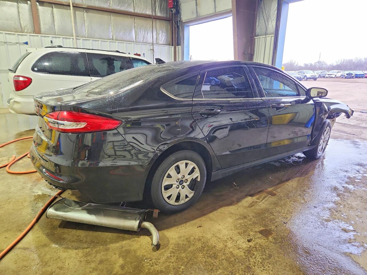 2020 FORD FUSION S photo 3