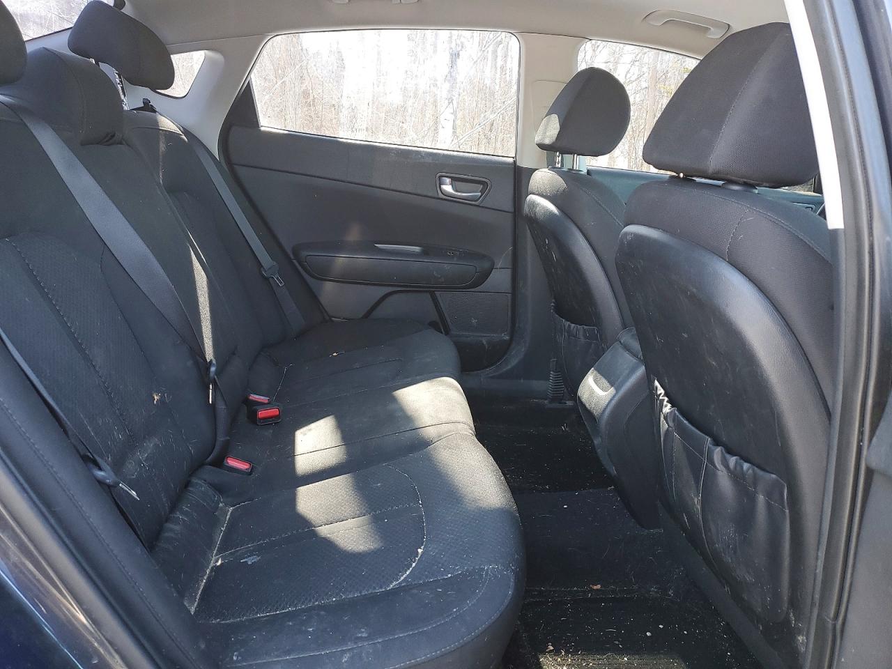 2016 KIA OPTIMA LX photo 10