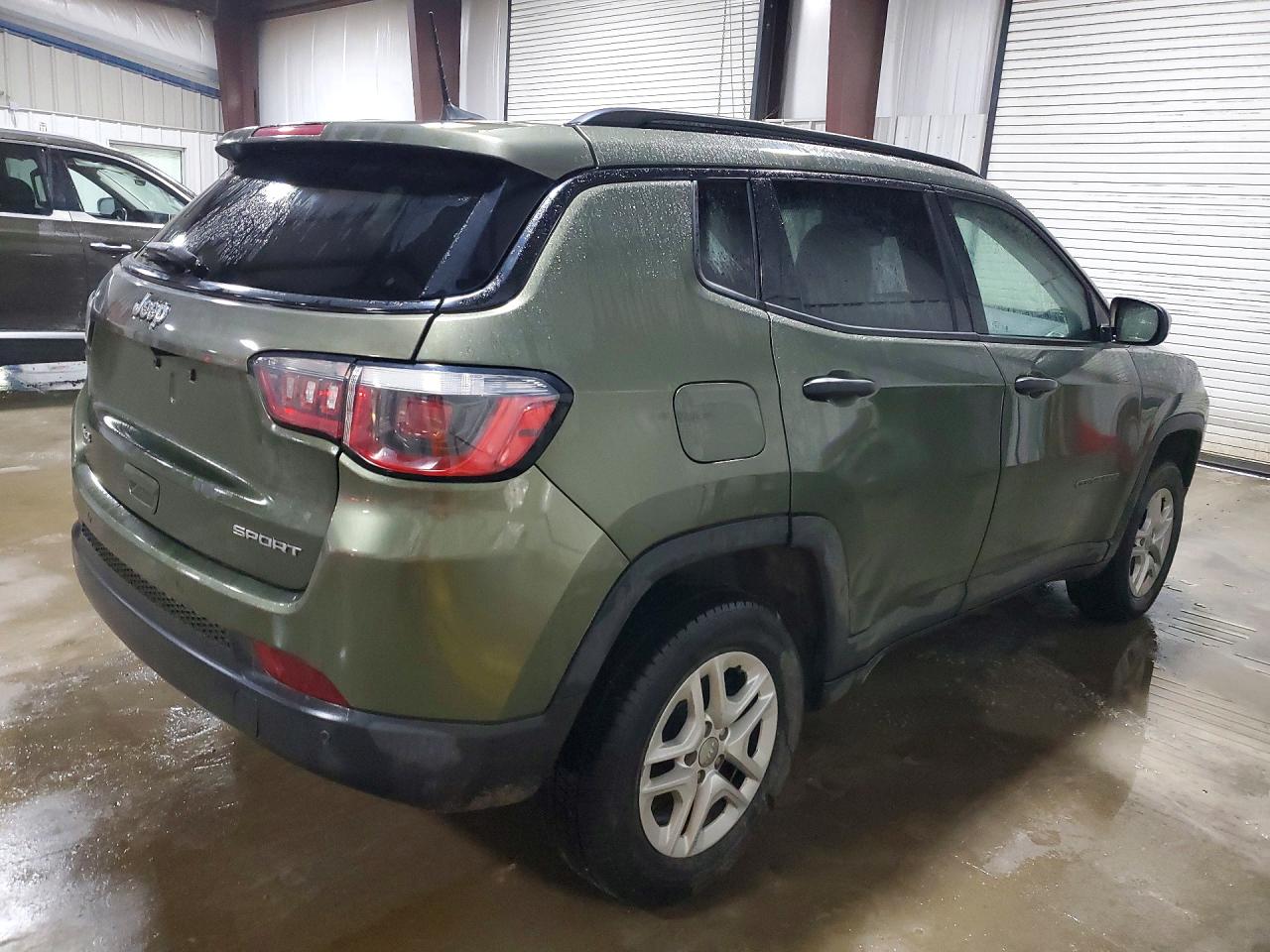 2017 JEEP COMPASS SPORT photo 3