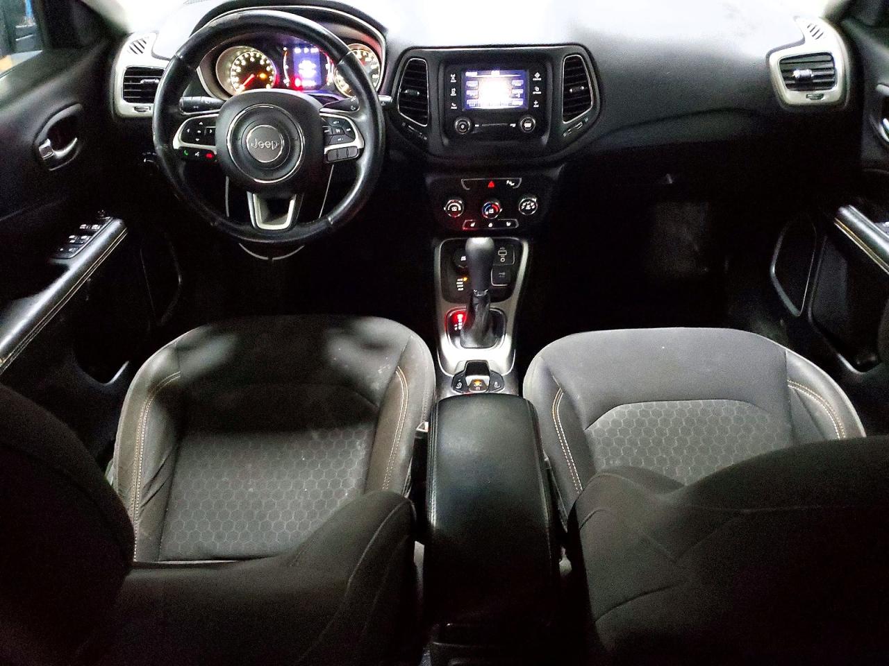 2017 JEEP COMPASS SPORT photo 8