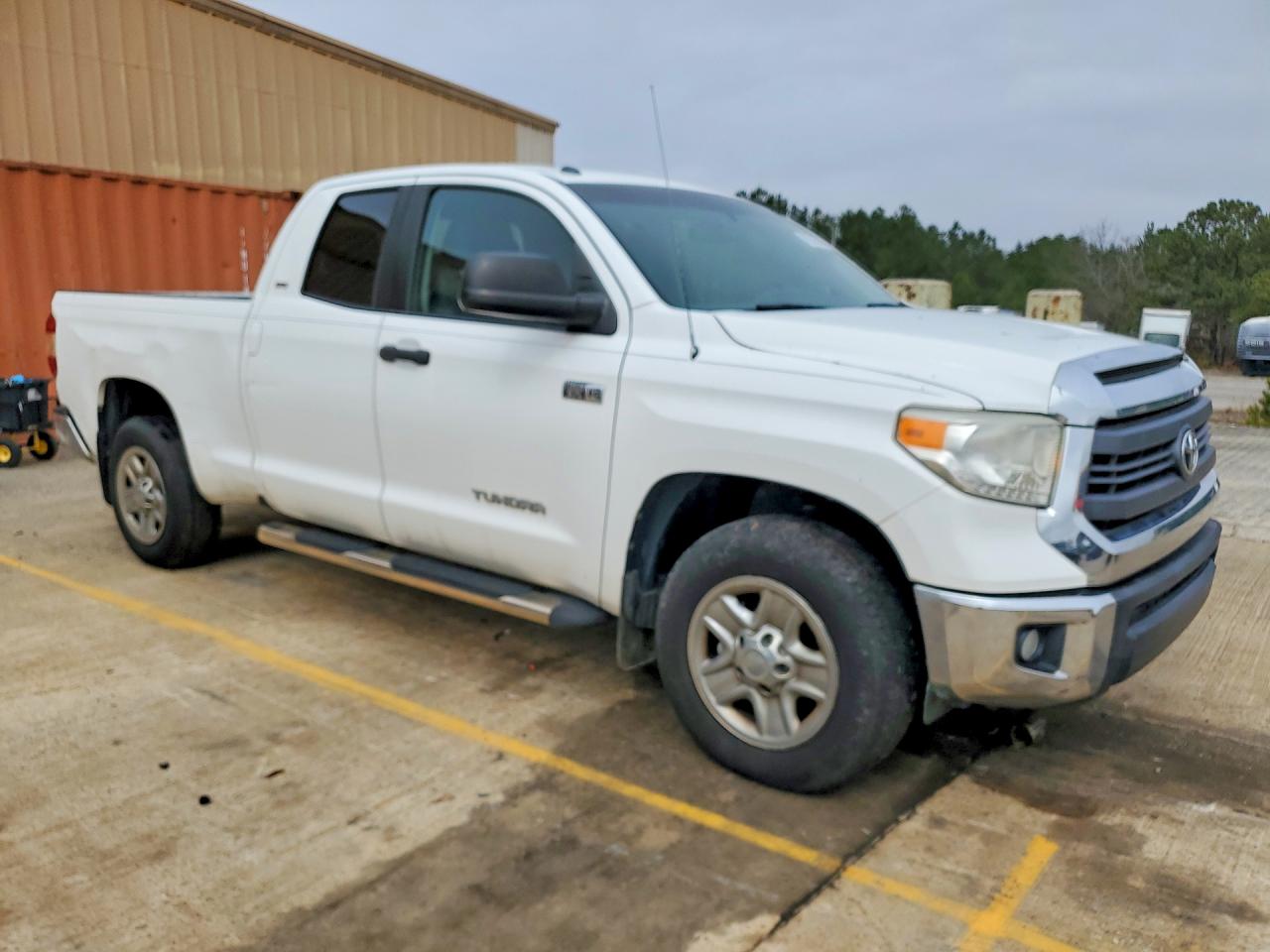 2014 TOYOTA TUNDRA SR5 photo 4