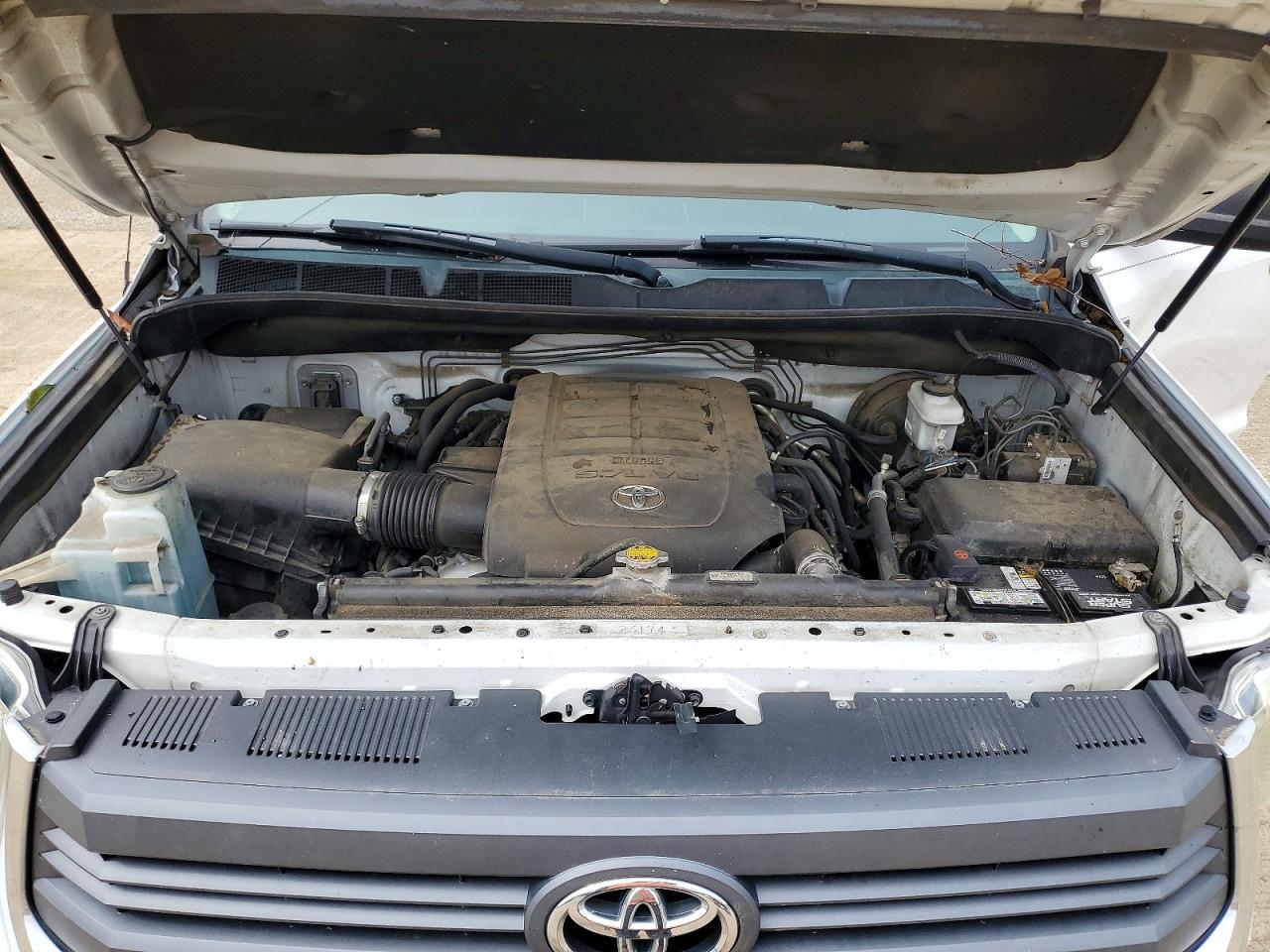 2014 TOYOTA TUNDRA SR5 photo 11