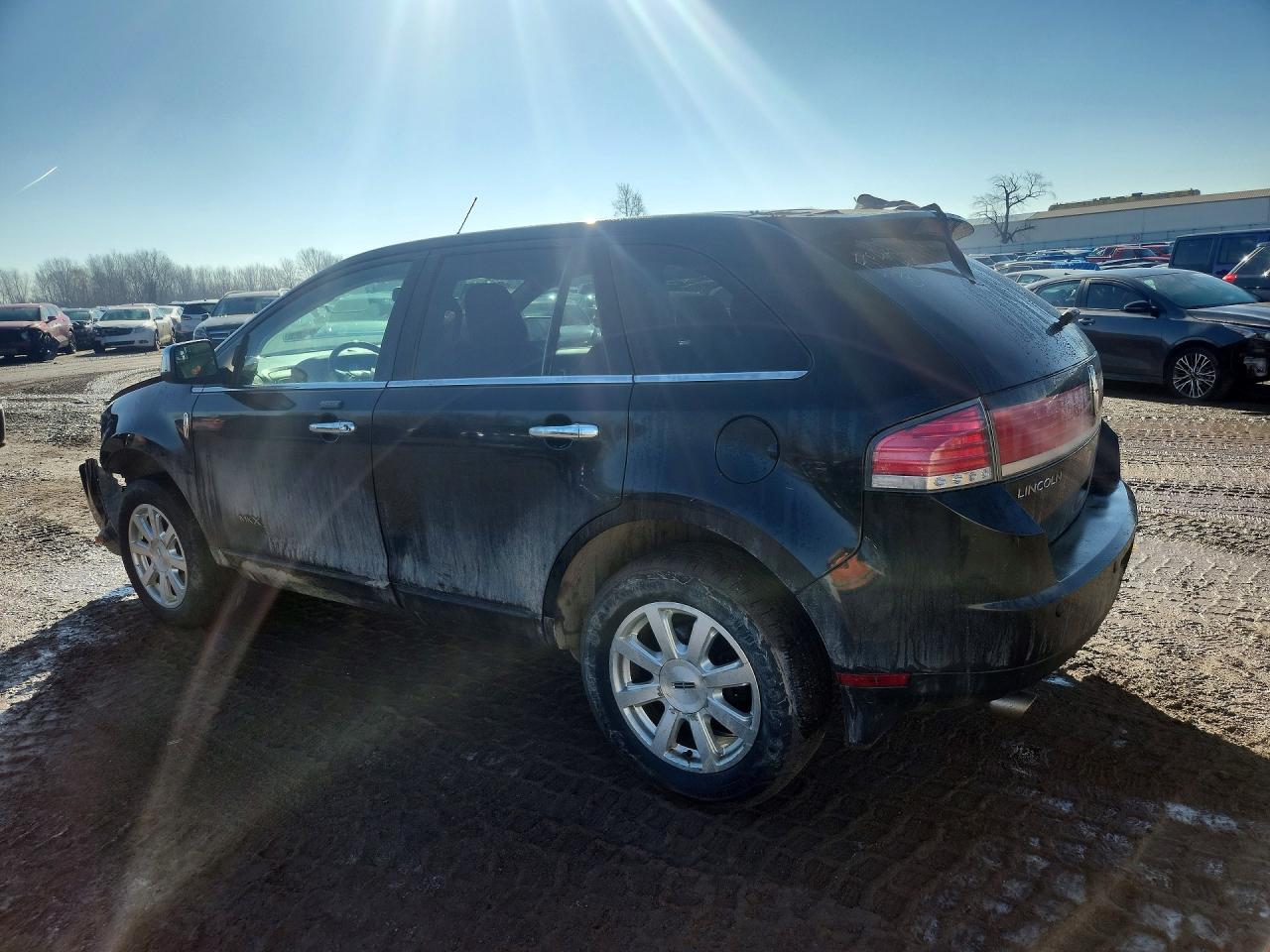 2010 LINCOLN MKX photo 3