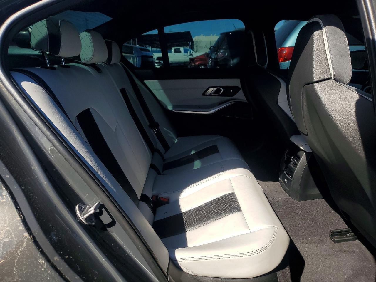 2021 BMW M3 COMPETITION photo 28