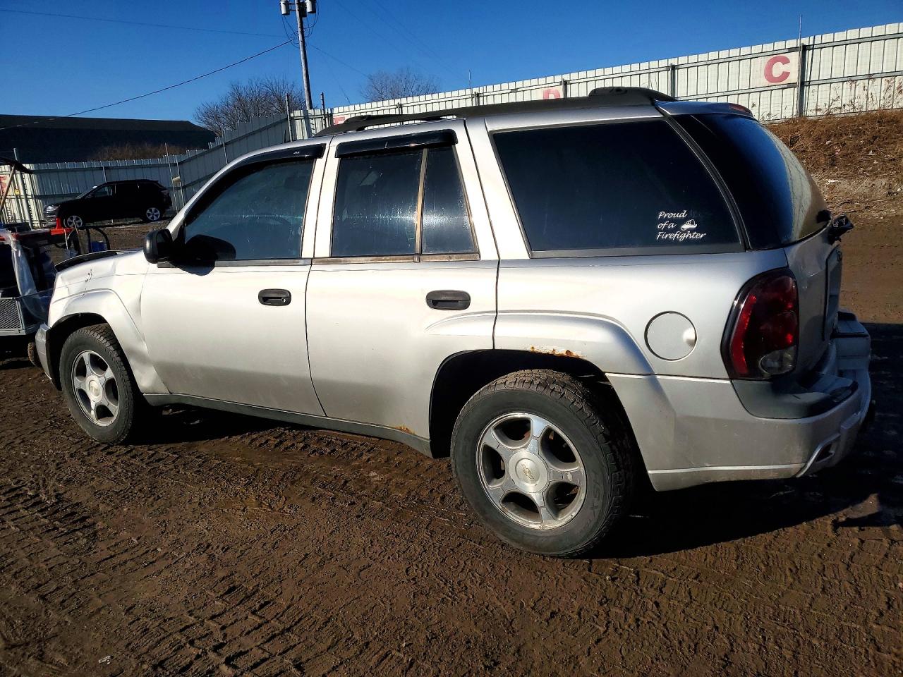 2005 CHEVROLET TRAILBLAZER LS photo 2