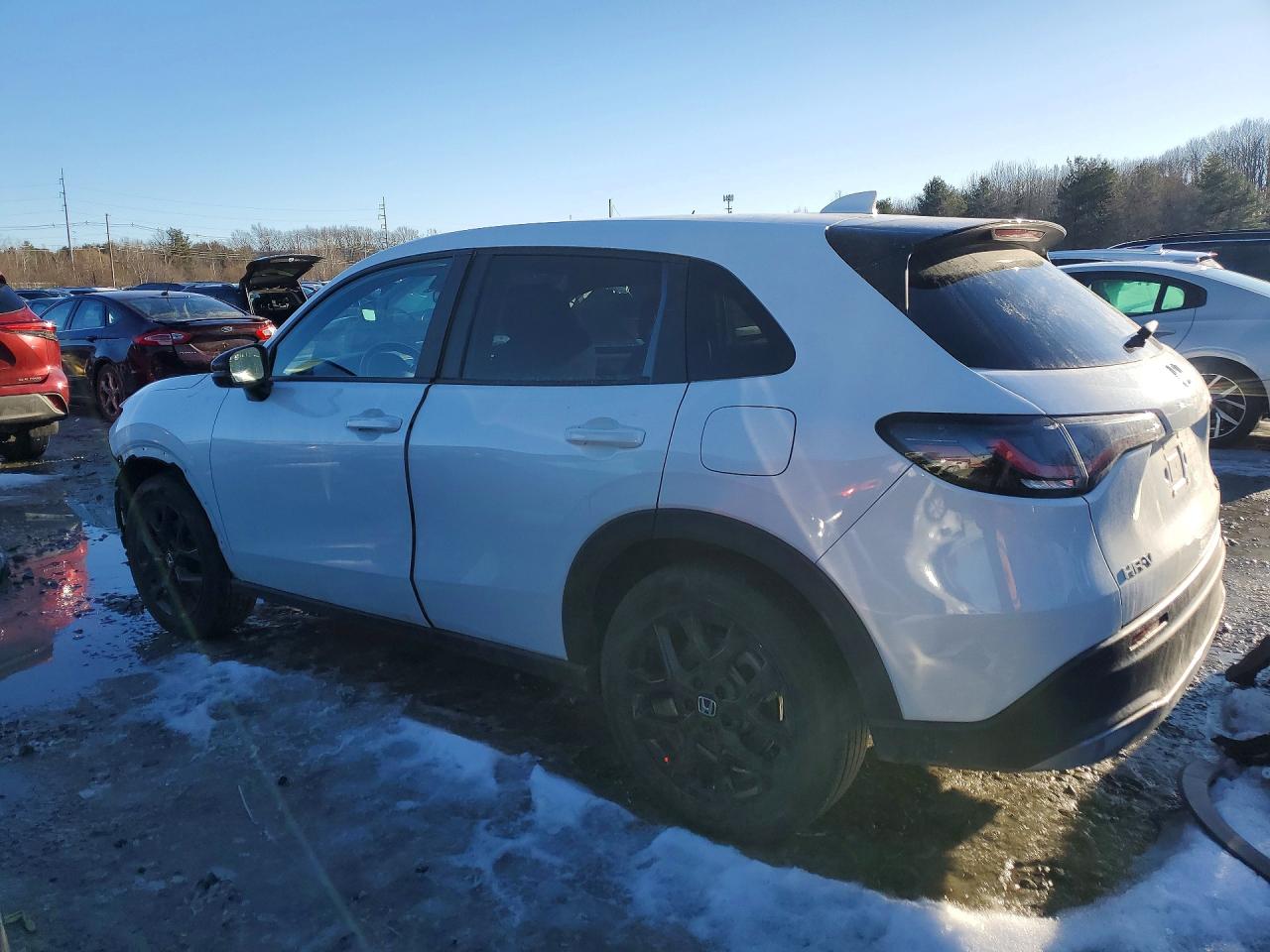 2024 HONDA HR-V SPORT photo 3