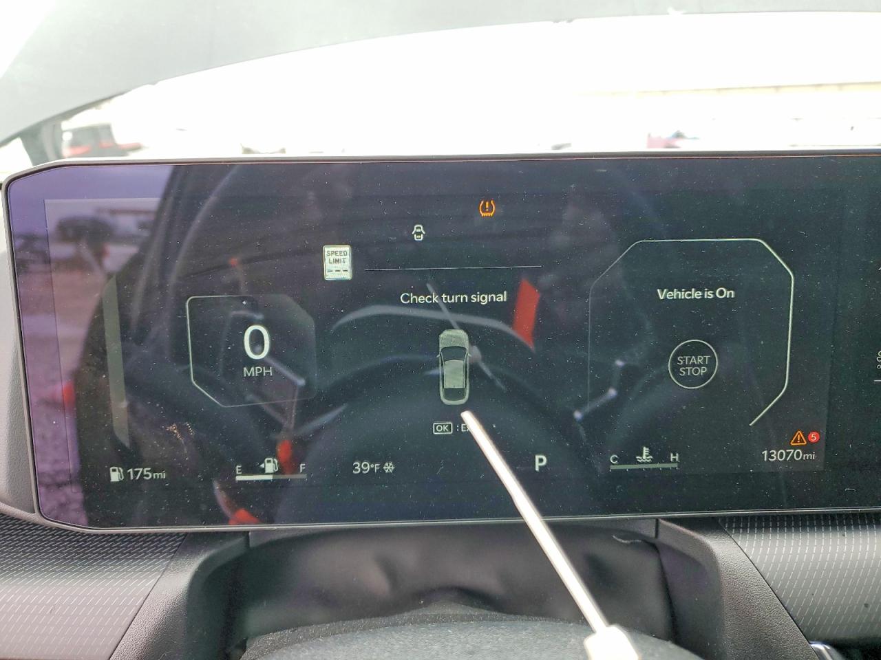 2025 KIA K4 GT-LINE photo 9