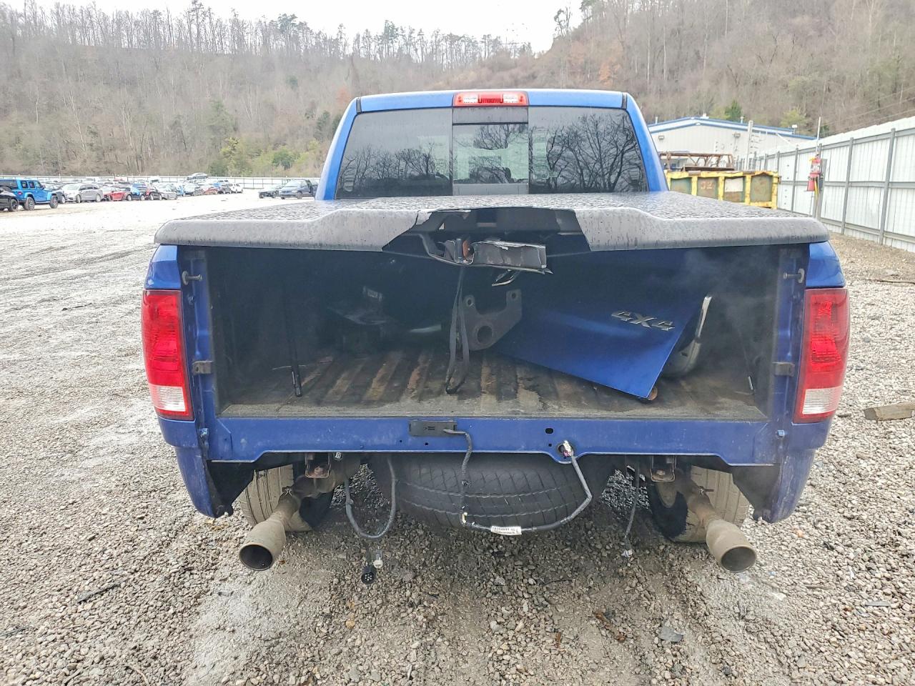 2018 RAM 1500 SLT photo 6