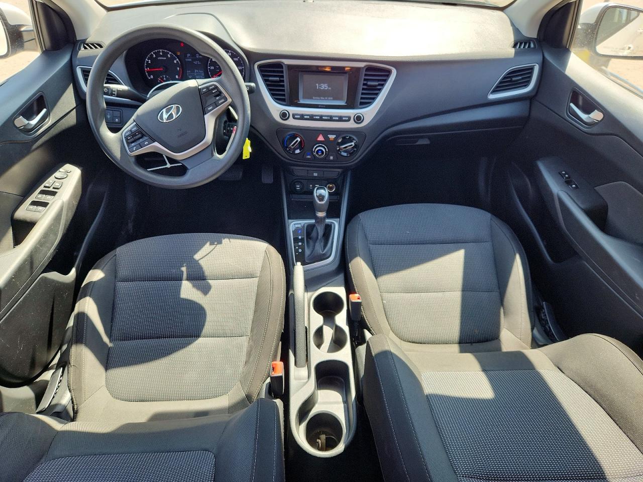 2019 HYUNDAI ACCENT SE photo 15
