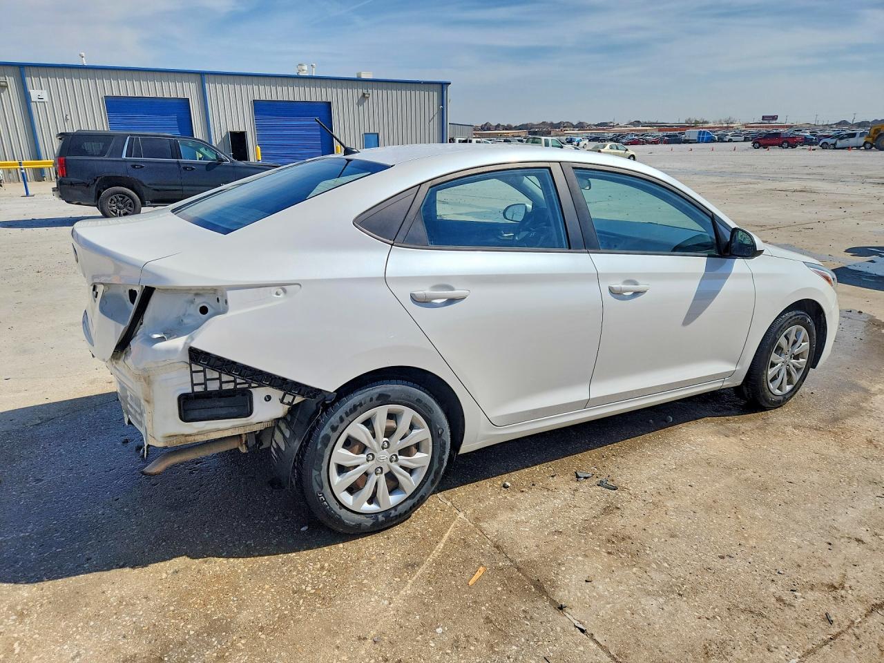 2019 HYUNDAI ACCENT SE photo 5