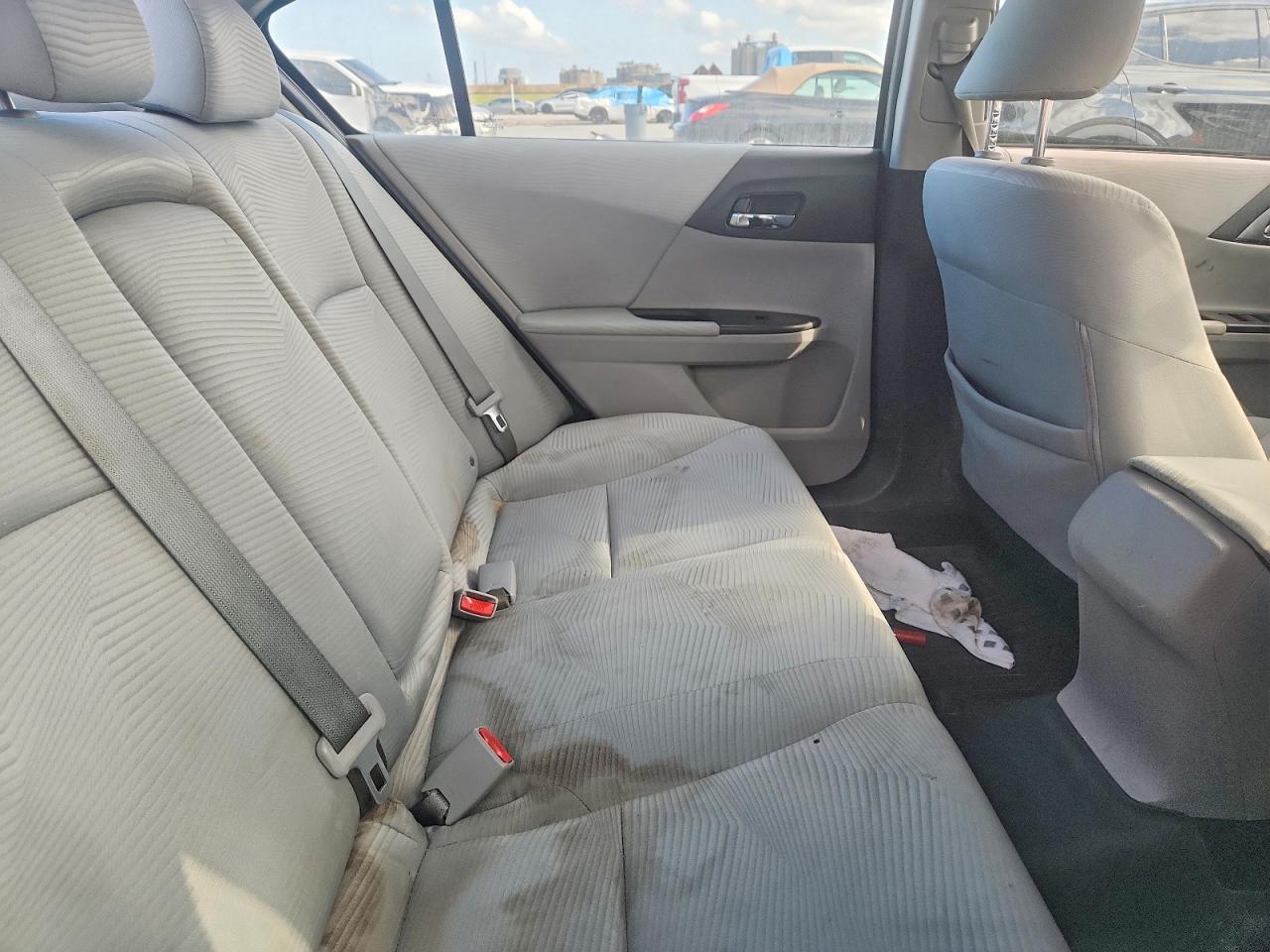 2015 HONDA ACCORD LX photo 10