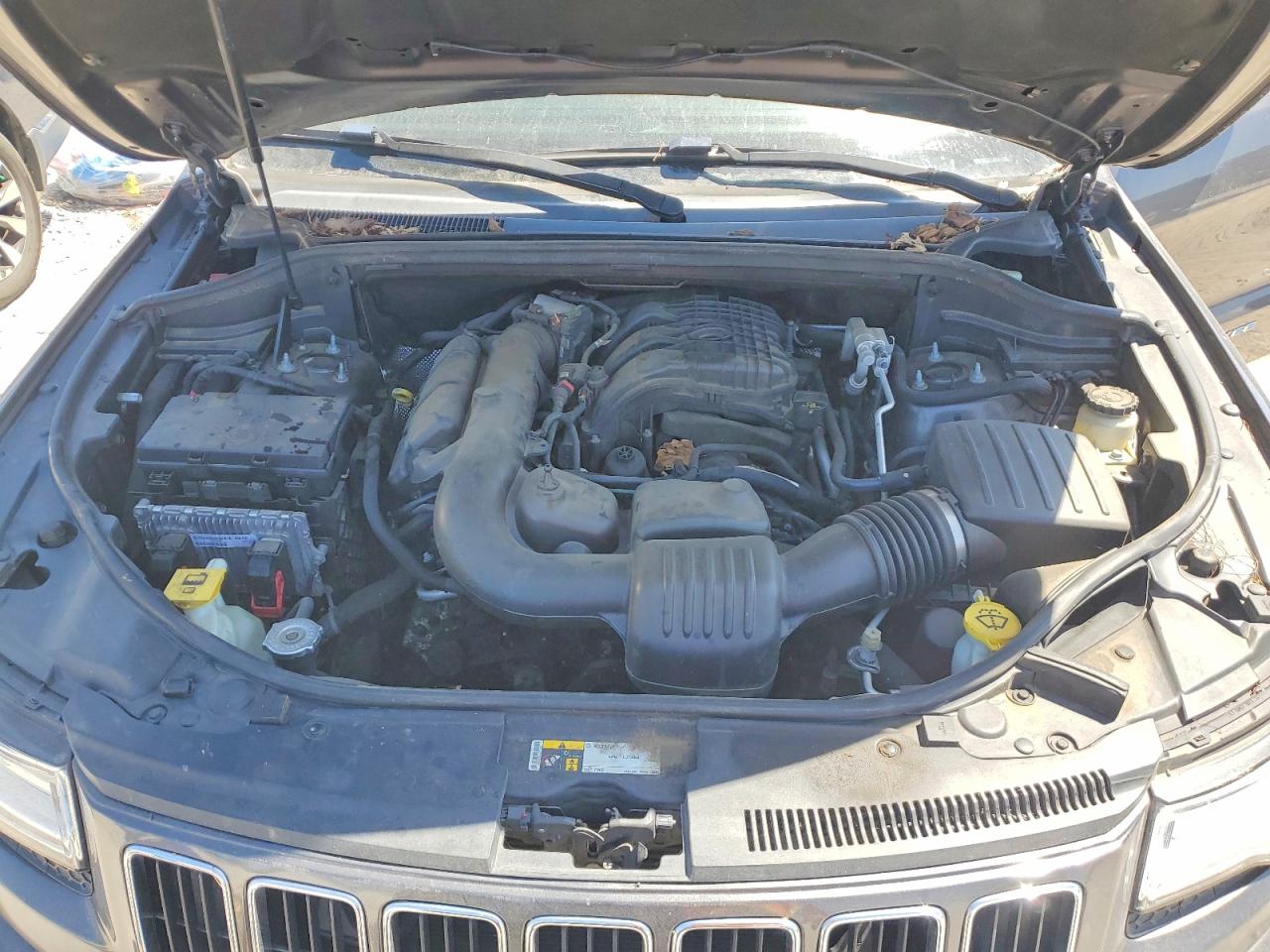 2015 JEEP GRAND CHEROKEE LIMITED photo 34