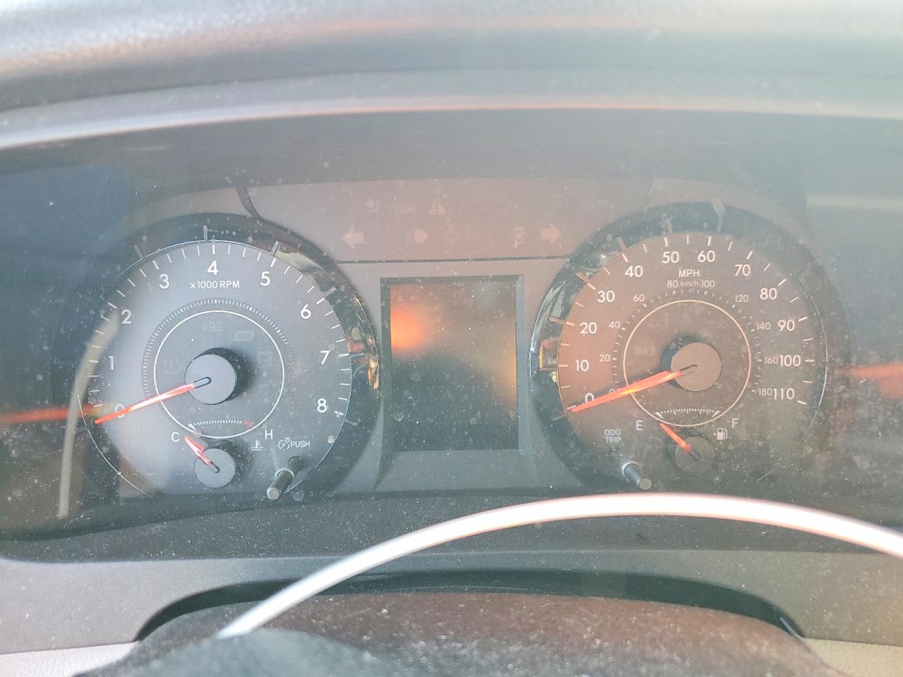 2015 TOYOTA SIENNA LE 8-PASSENGER photo 17