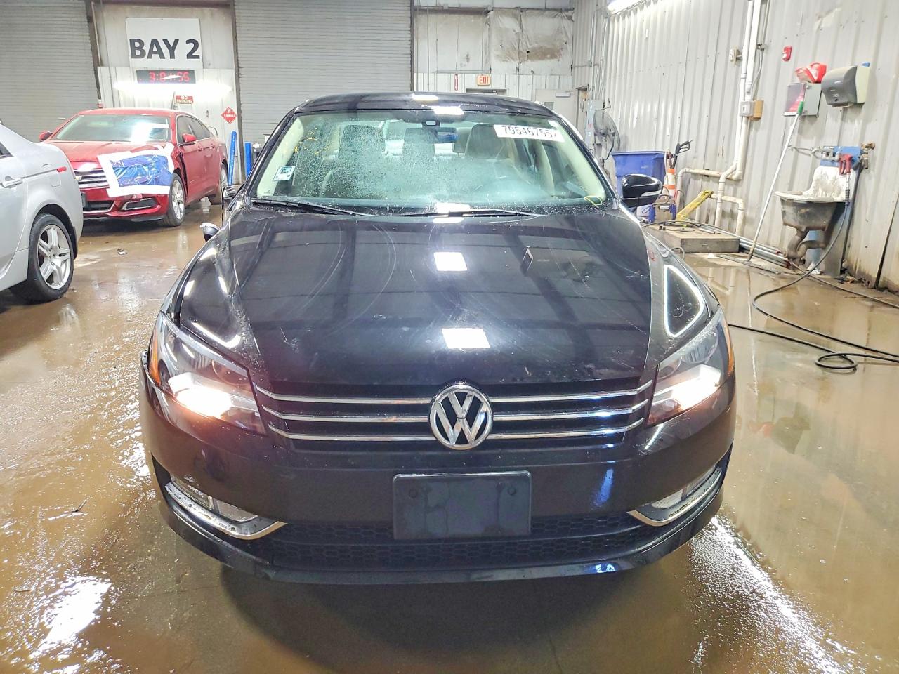2015 VOLKSWAGEN PASSAT S photo 17