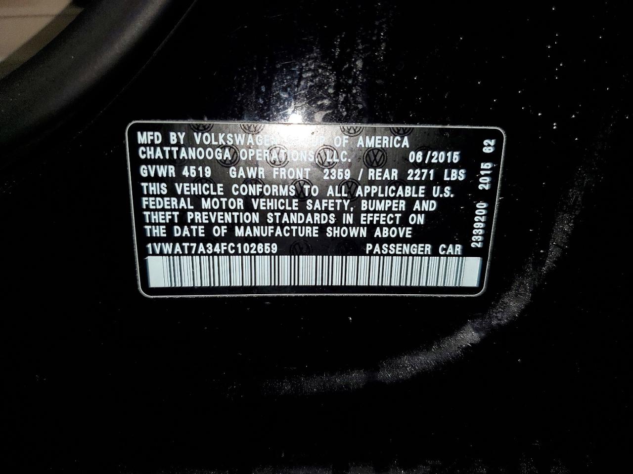 2015 VOLKSWAGEN PASSAT S photo 45