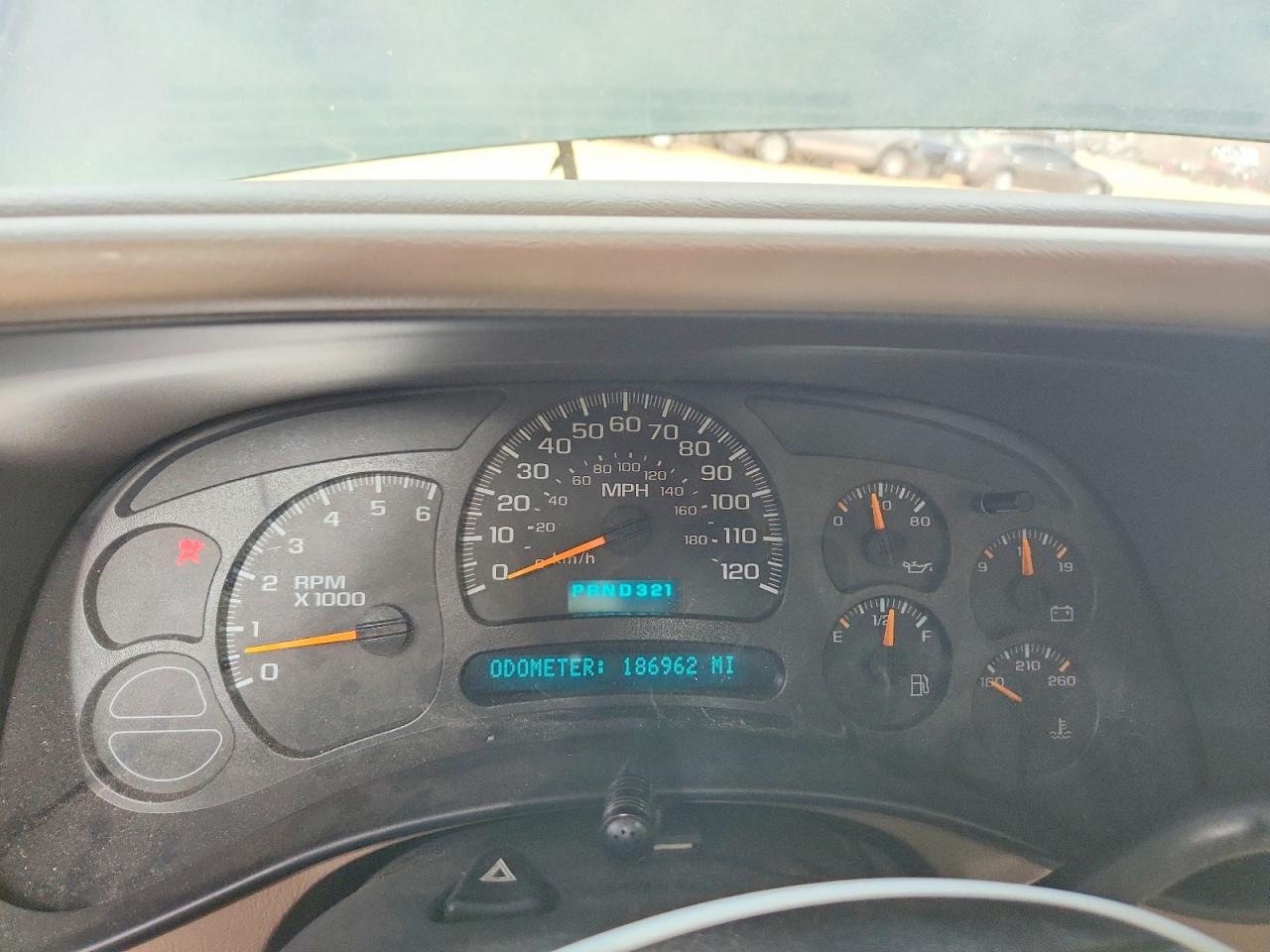 2004 GMC NEW SIERRA K1500 photo 9