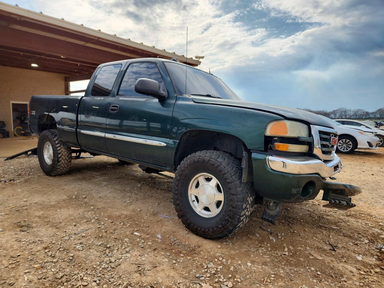 2004 GMC NEW SIERRA K1500 photo 4
