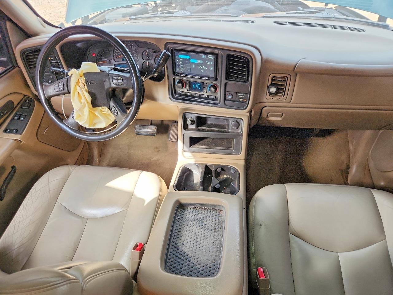 2004 GMC NEW SIERRA K1500 photo 8