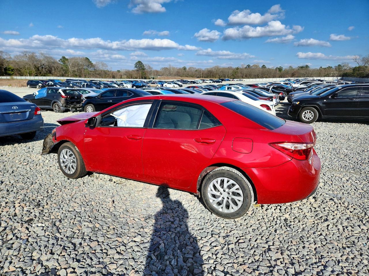 2017 TOYOTA COROLLA LE photo 4