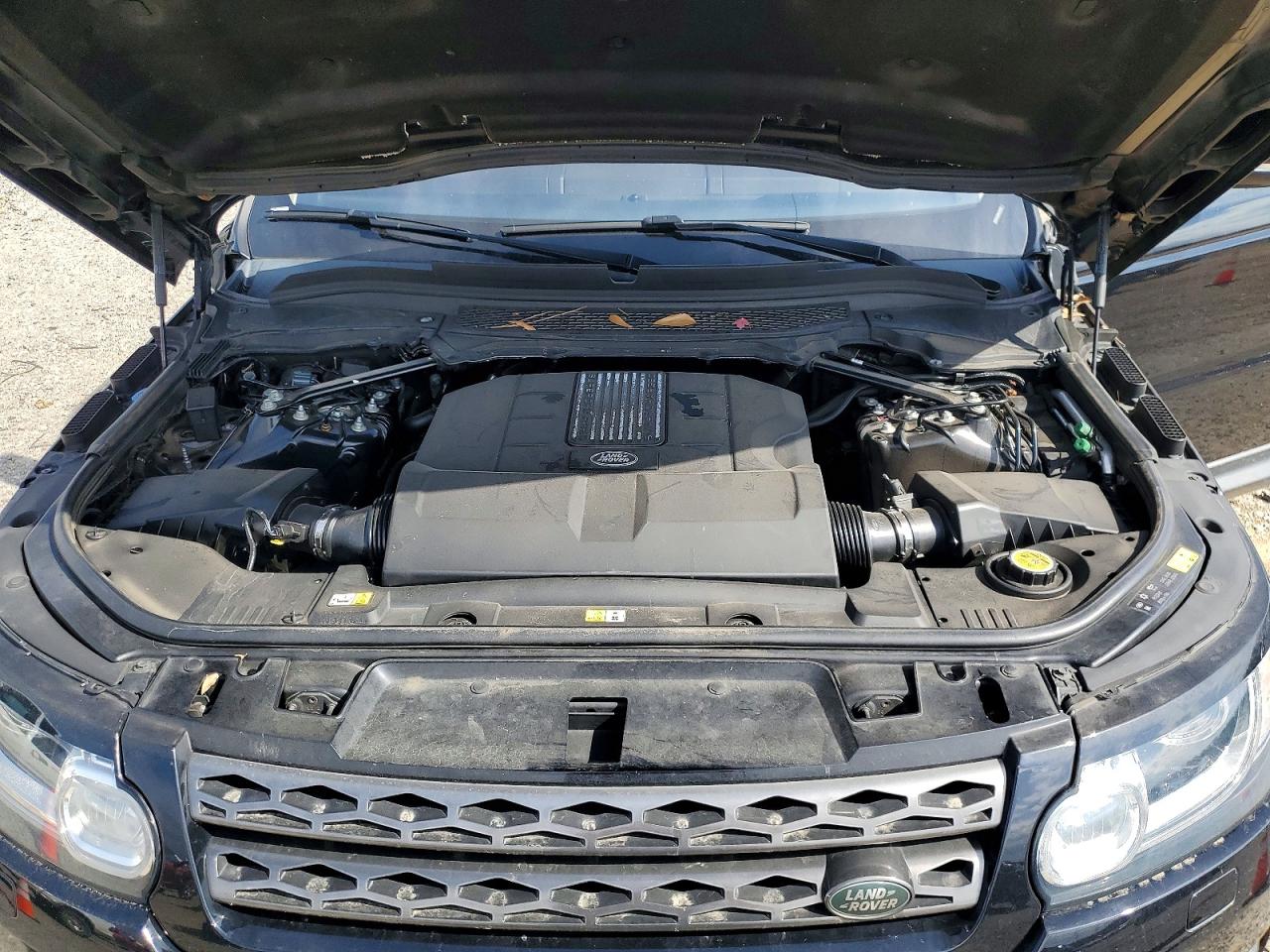 2017 LAND ROVER RANGE ROVER SPORT SE photo 23