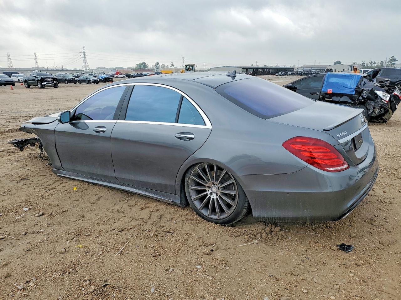 2017 MERCEDES-BENZ S 550 photo 2