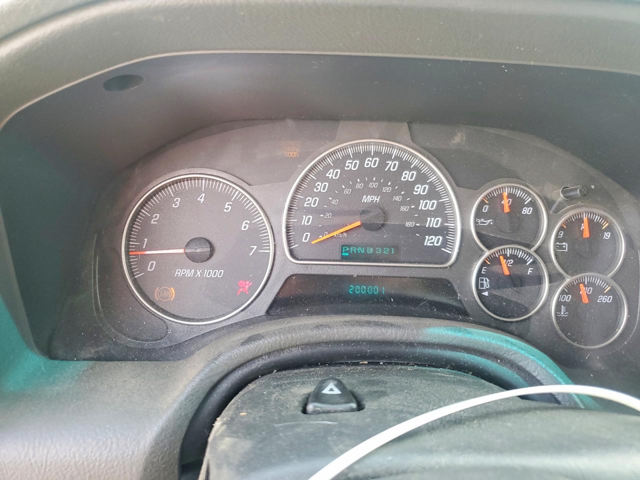 2002 GMC ENVOY photo 9