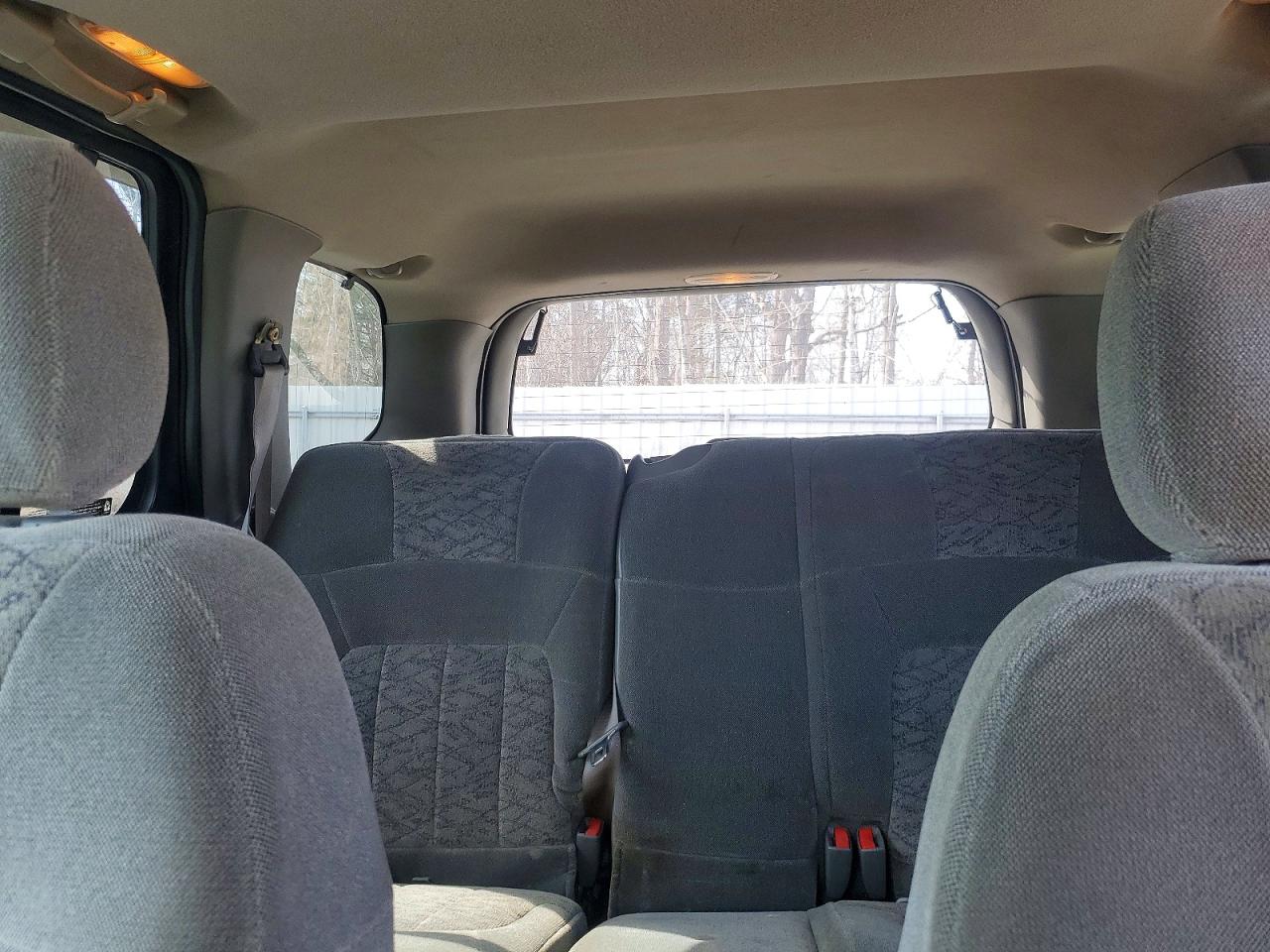 2002 GMC ENVOY photo 10