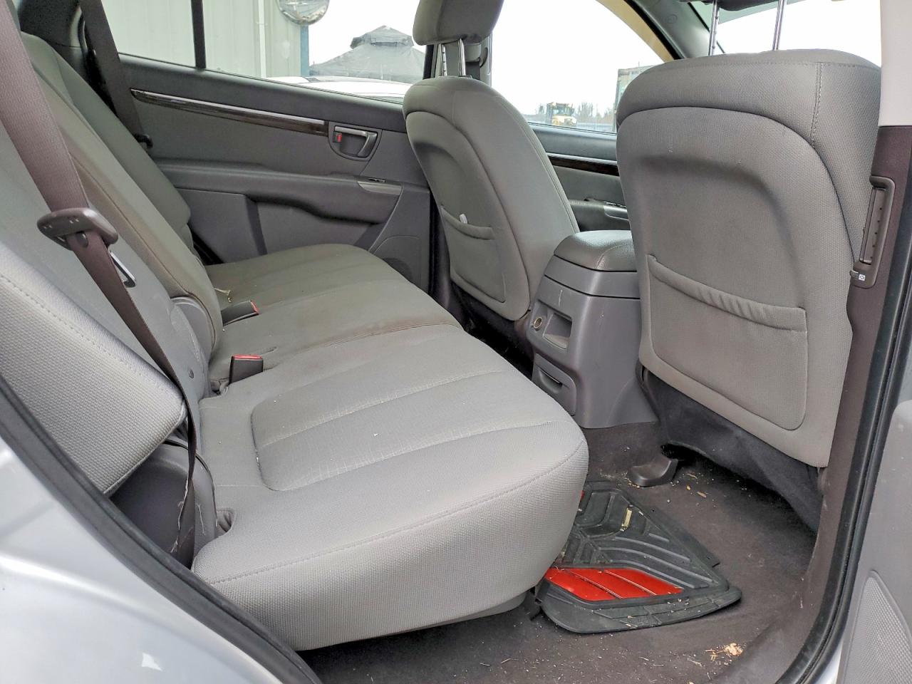 2010 HYUNDAI SANTA FE GLS photo 37