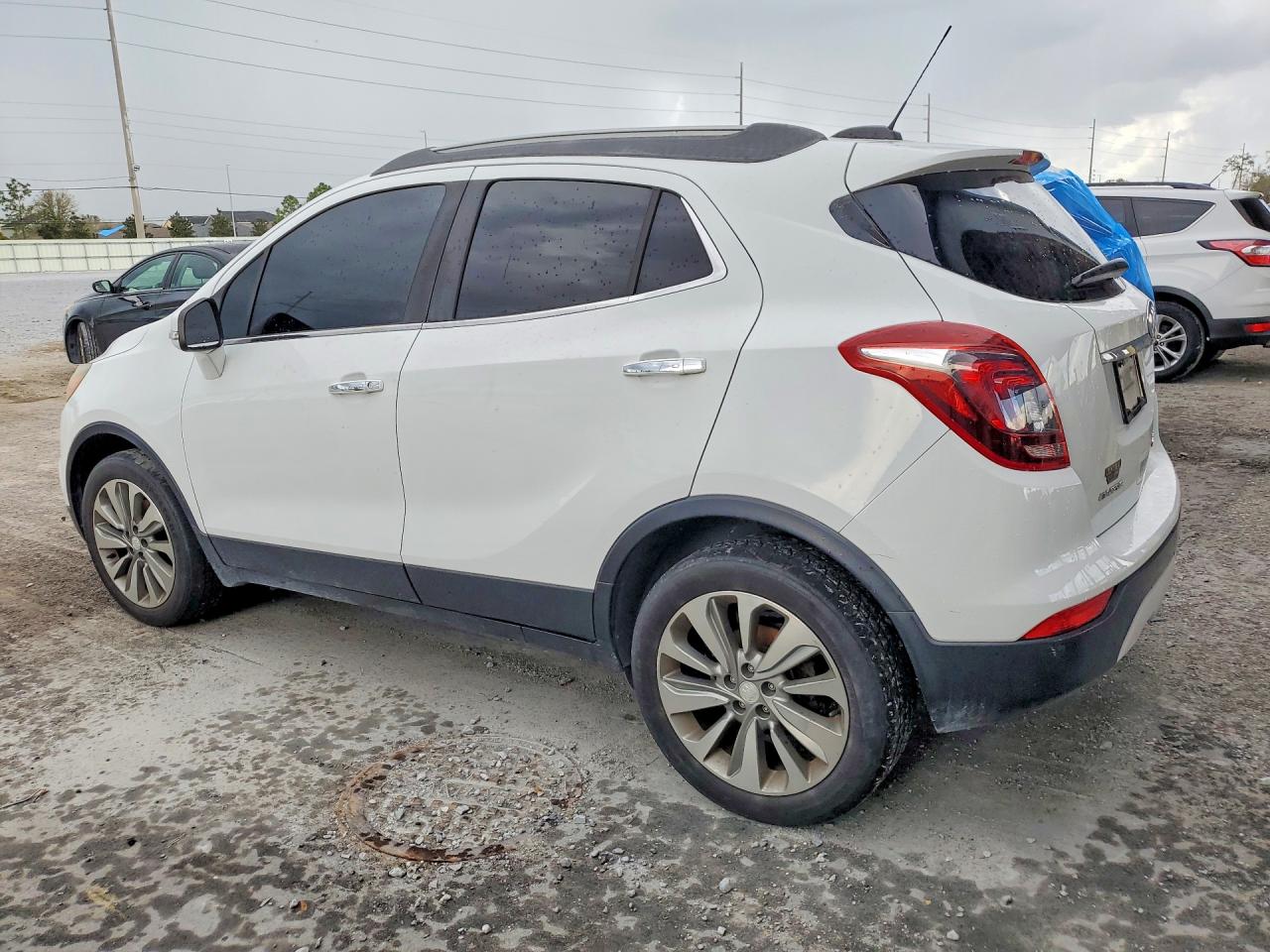 2017 BUICK ENCORE PREFERRED photo 2